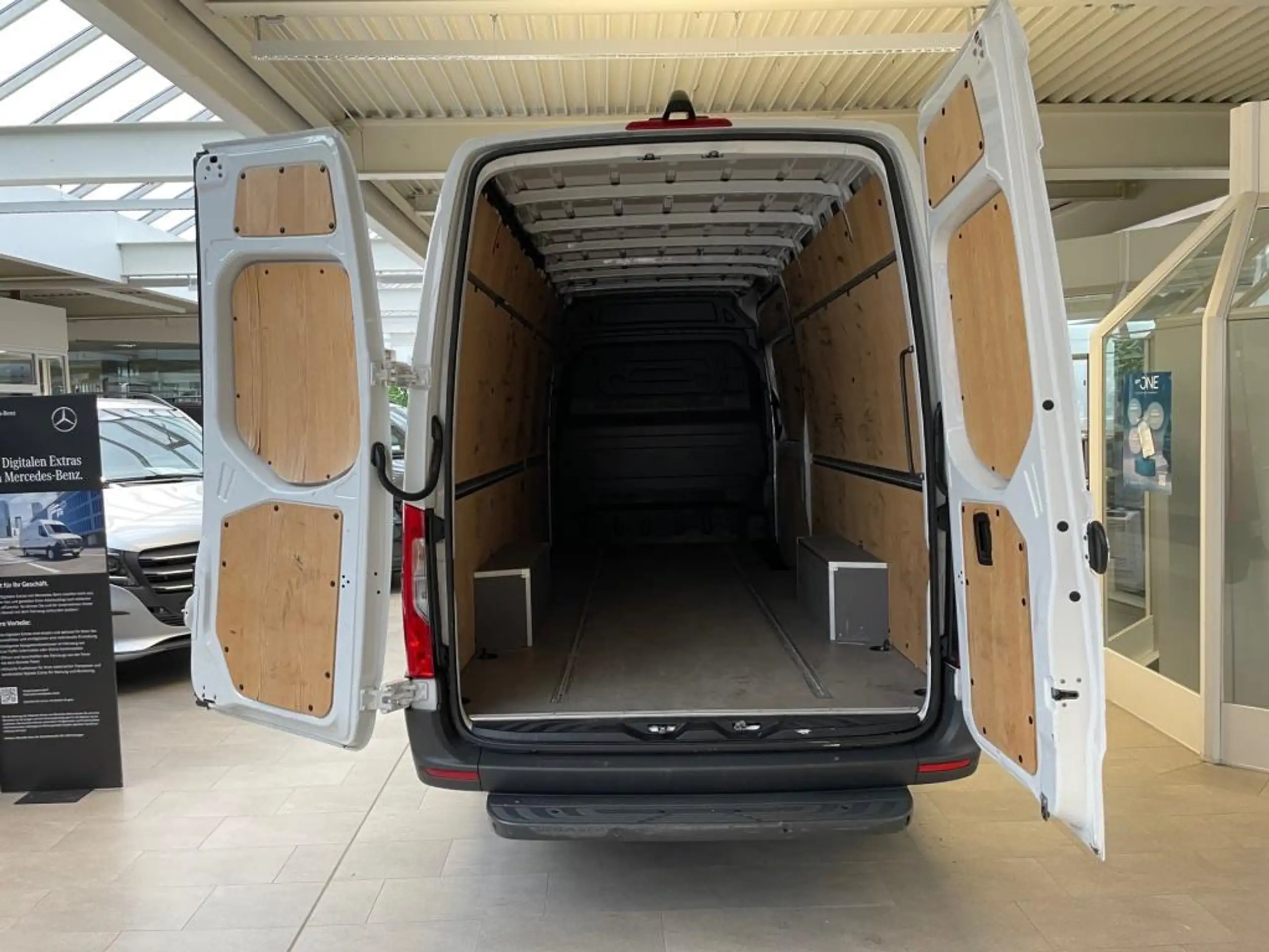 Mercedes-Benz - Sprinter