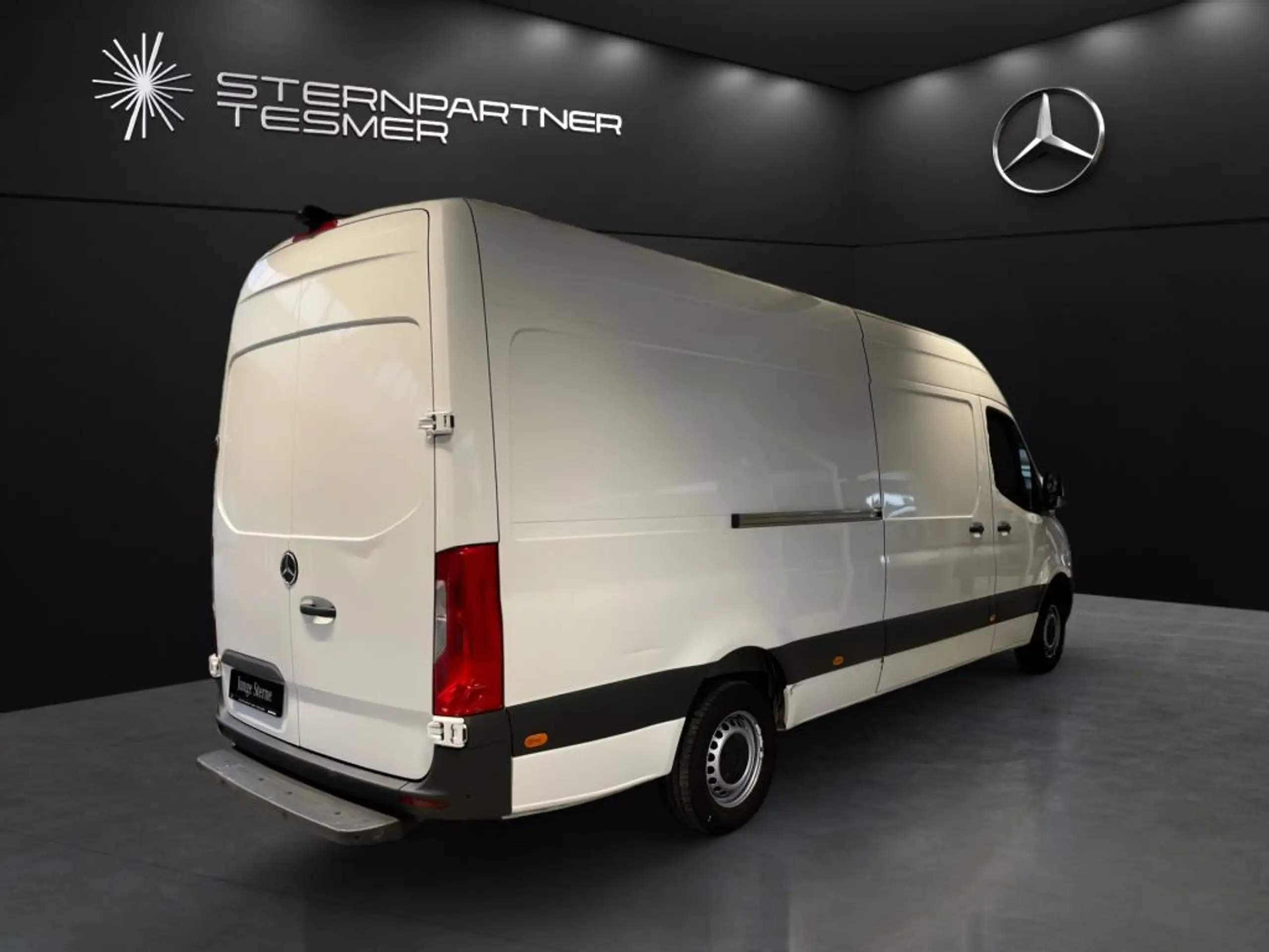 Mercedes-Benz - Sprinter