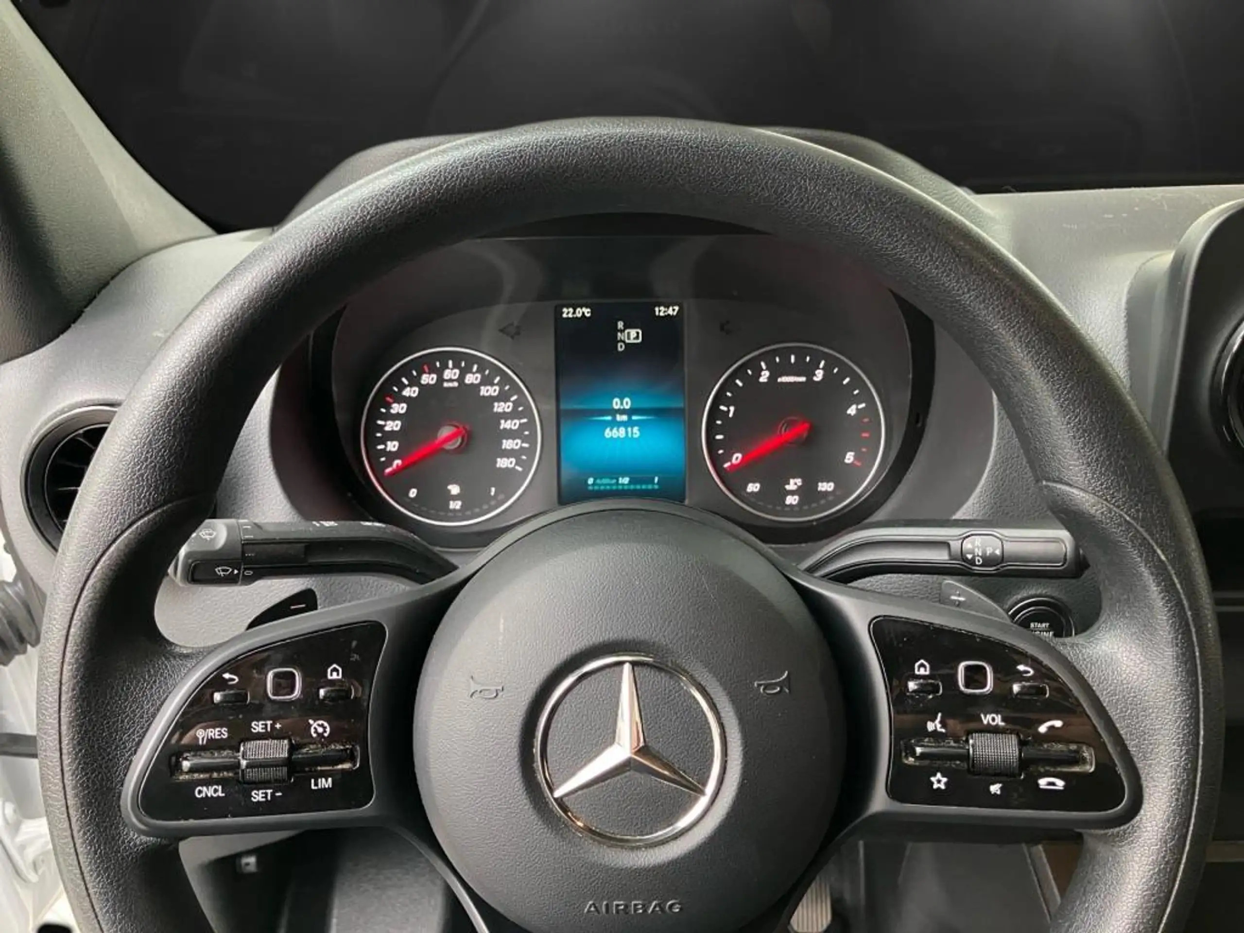 Mercedes-Benz - Sprinter