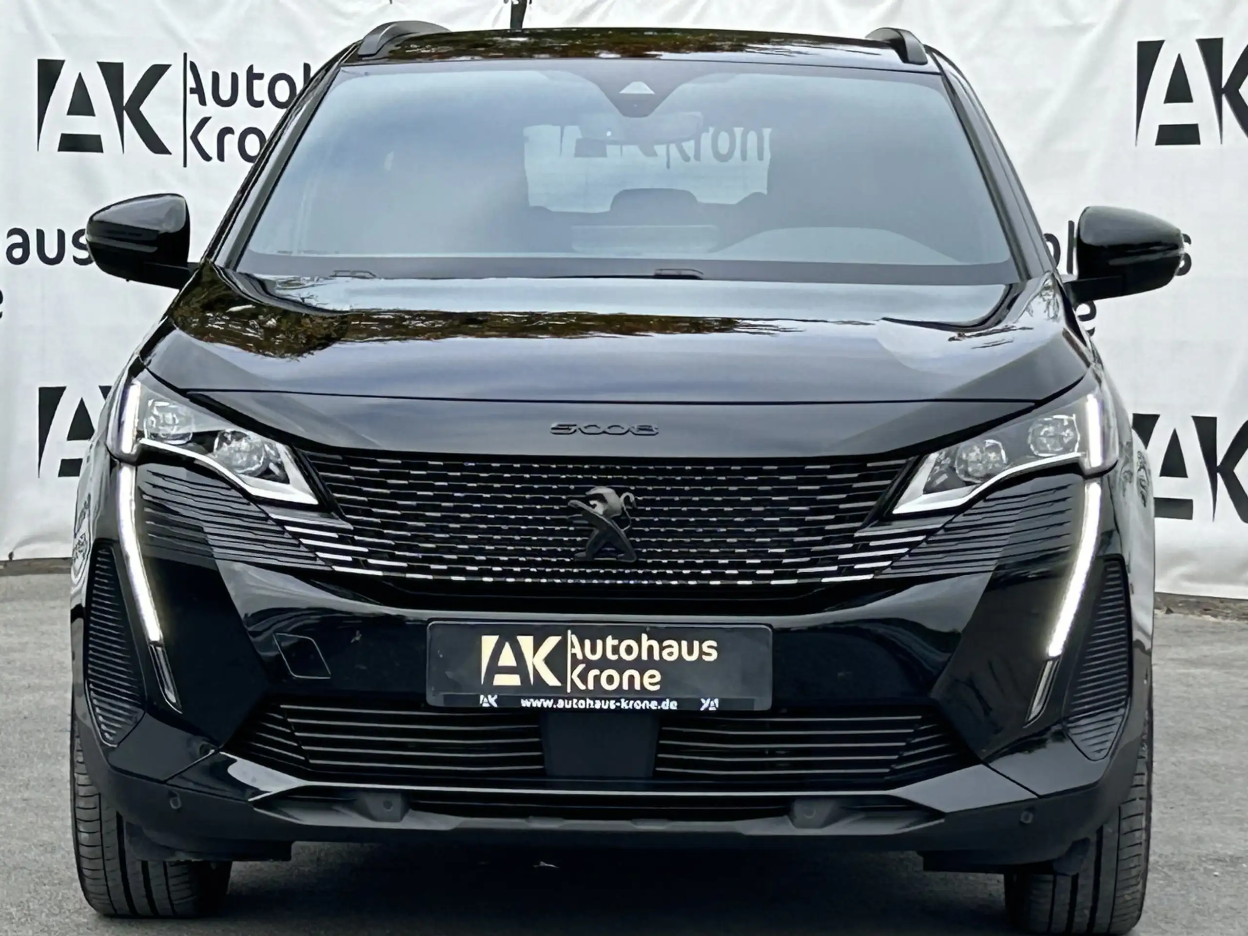 Peugeot - 5008