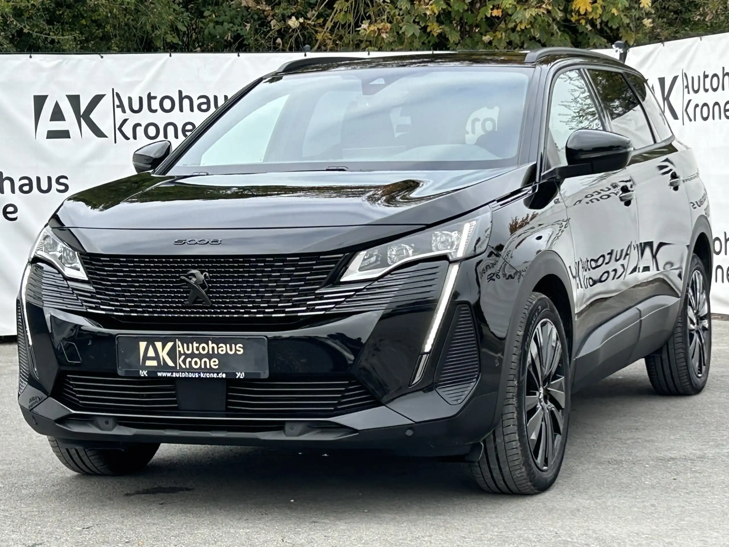 Peugeot - 5008