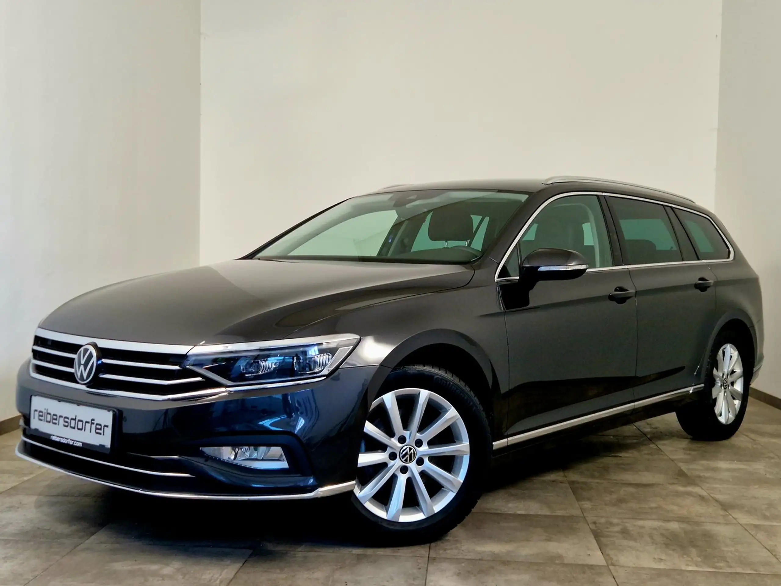 Volkswagen - Passat Variant