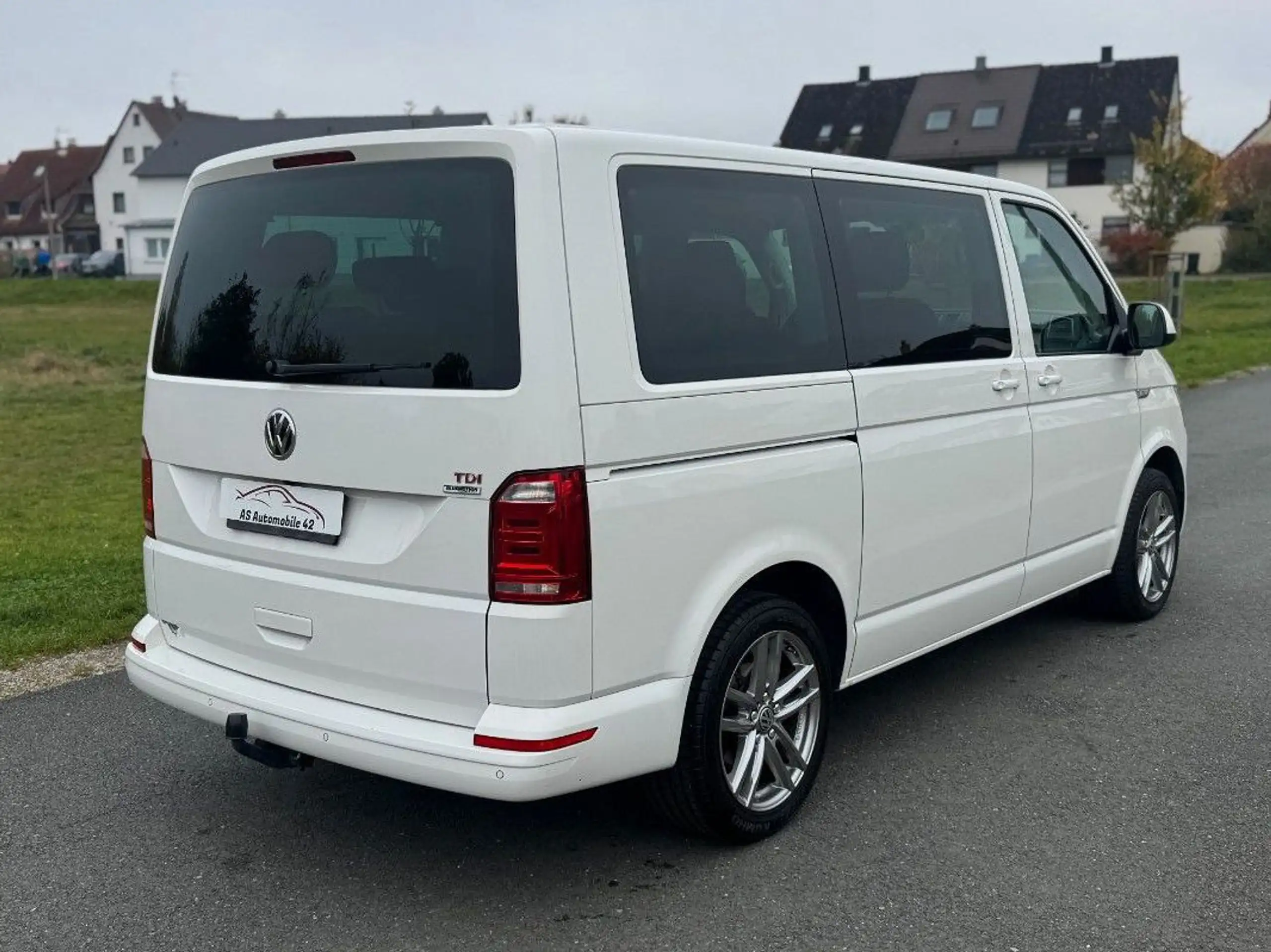 Volkswagen - T6 Transporter