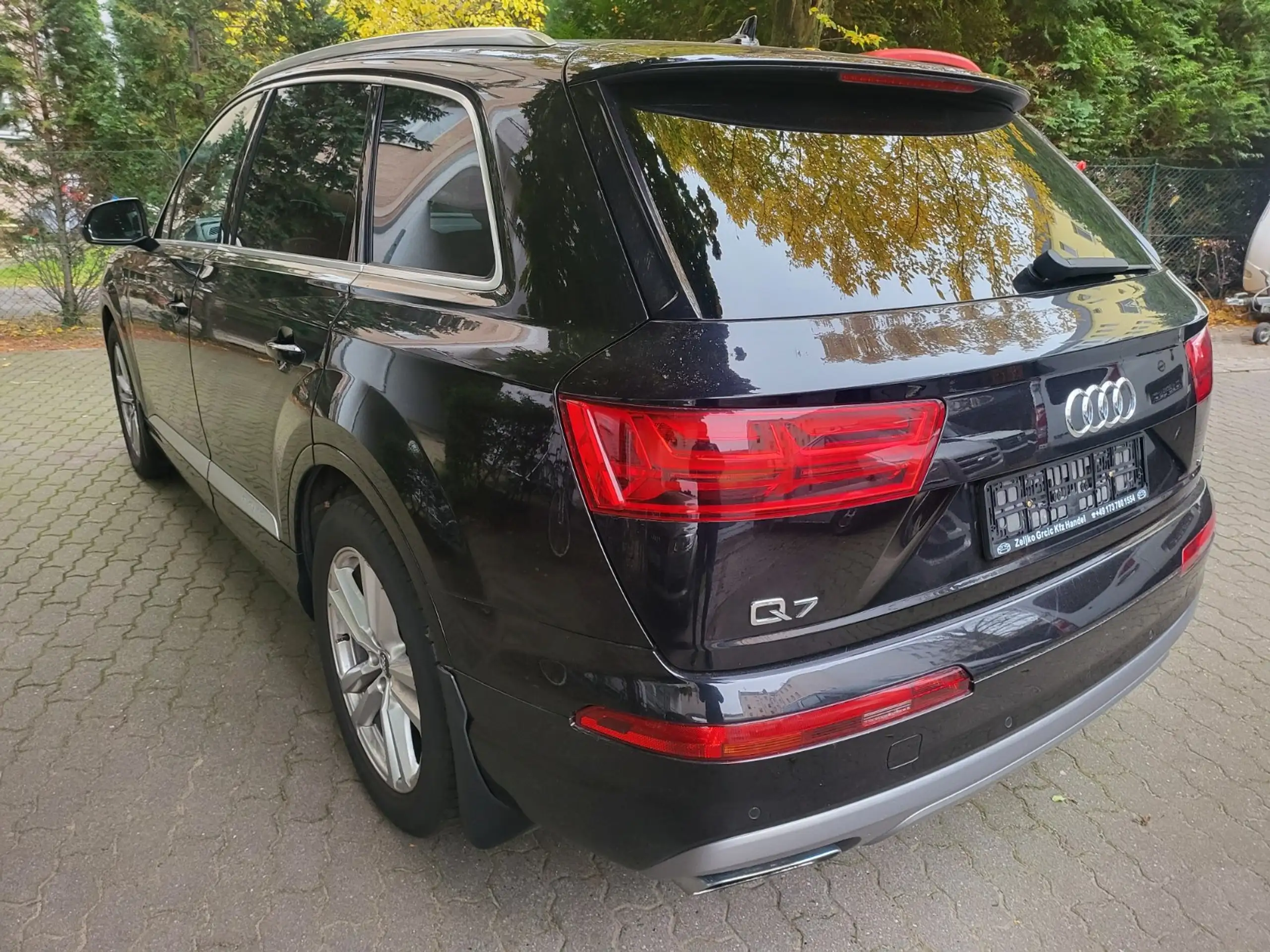 Audi - Q7