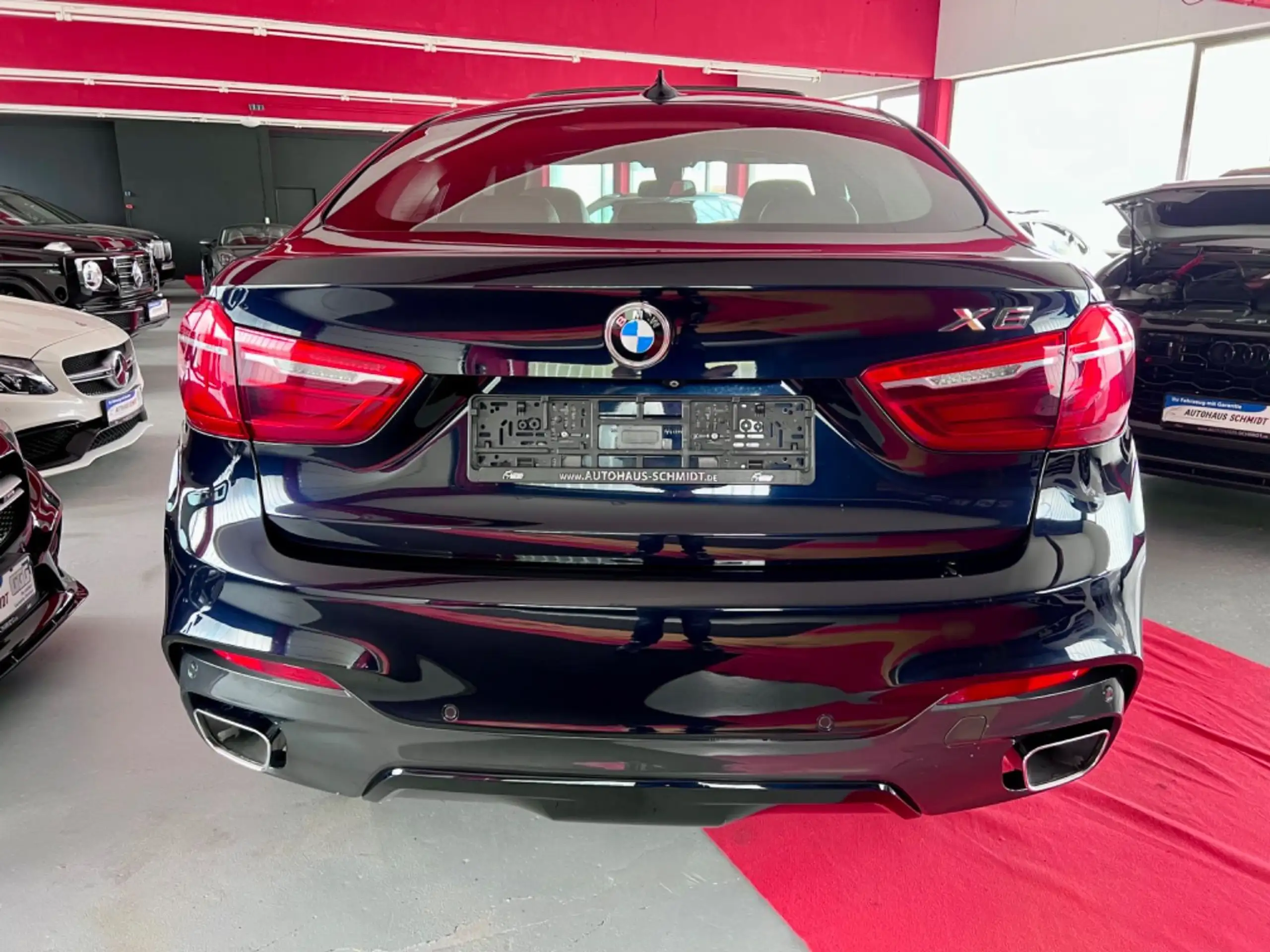 BMW - X6