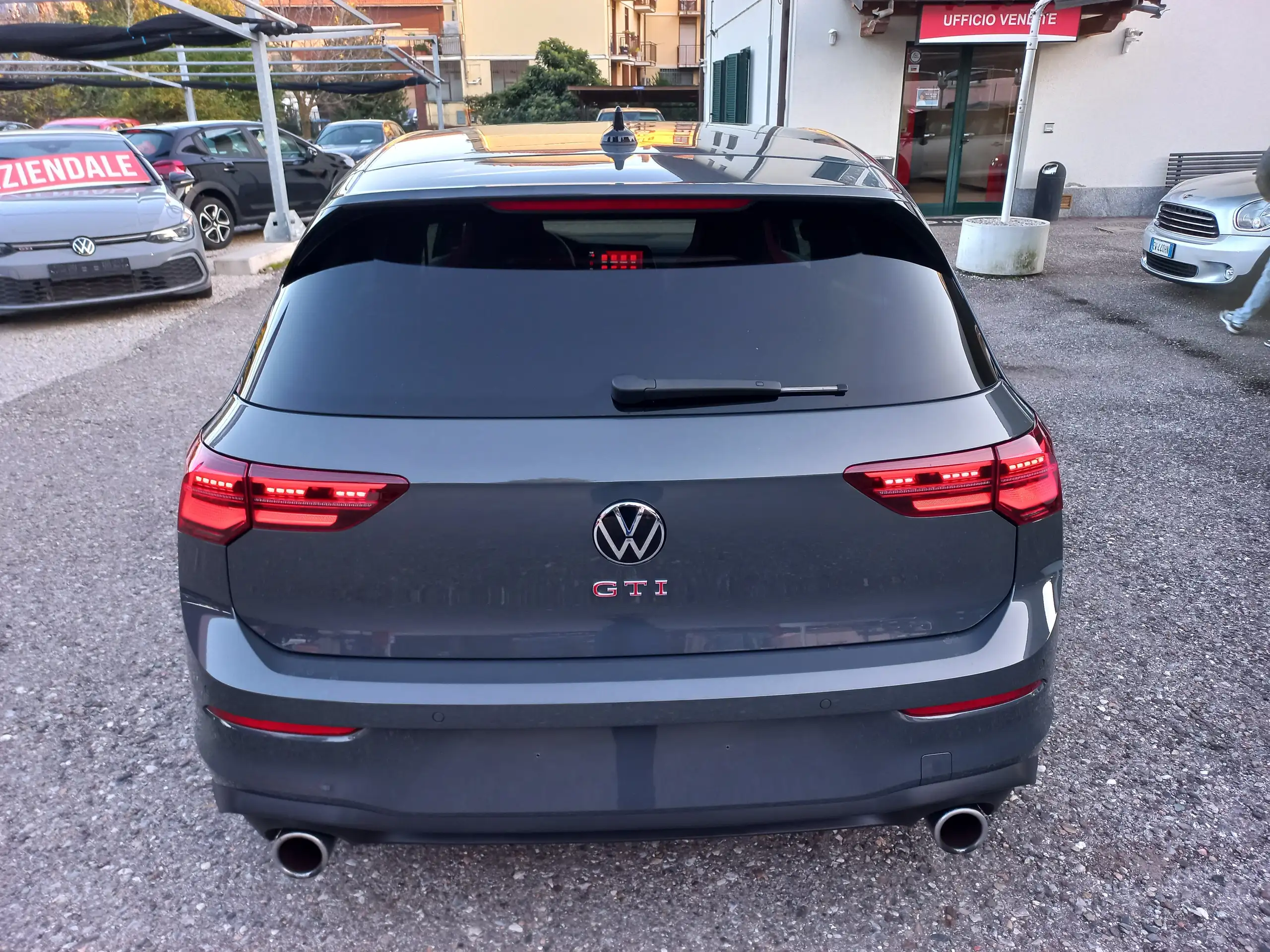 Volkswagen - Golf GTI