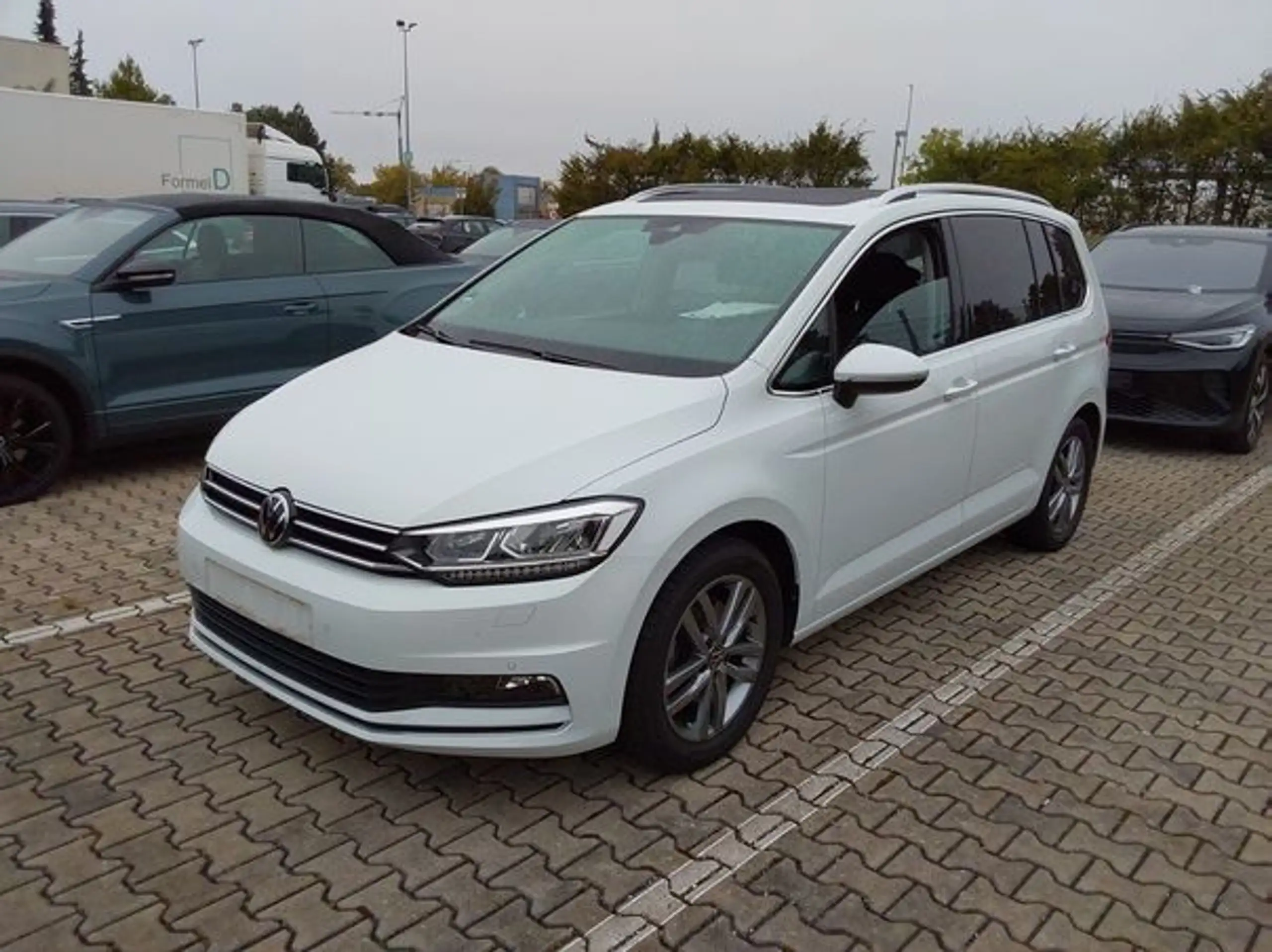 Volkswagen - Touran