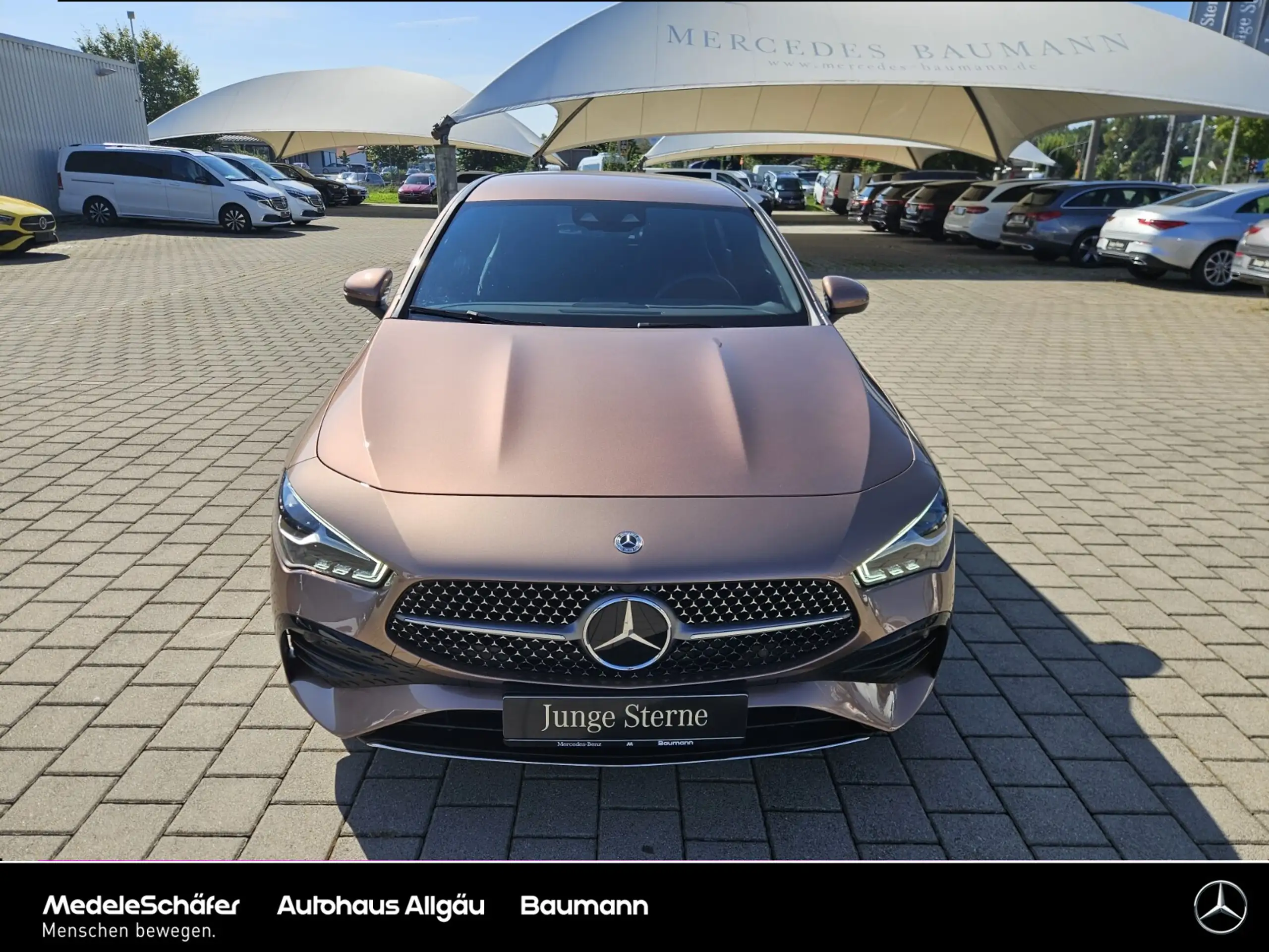 Mercedes-Benz - CLA 250