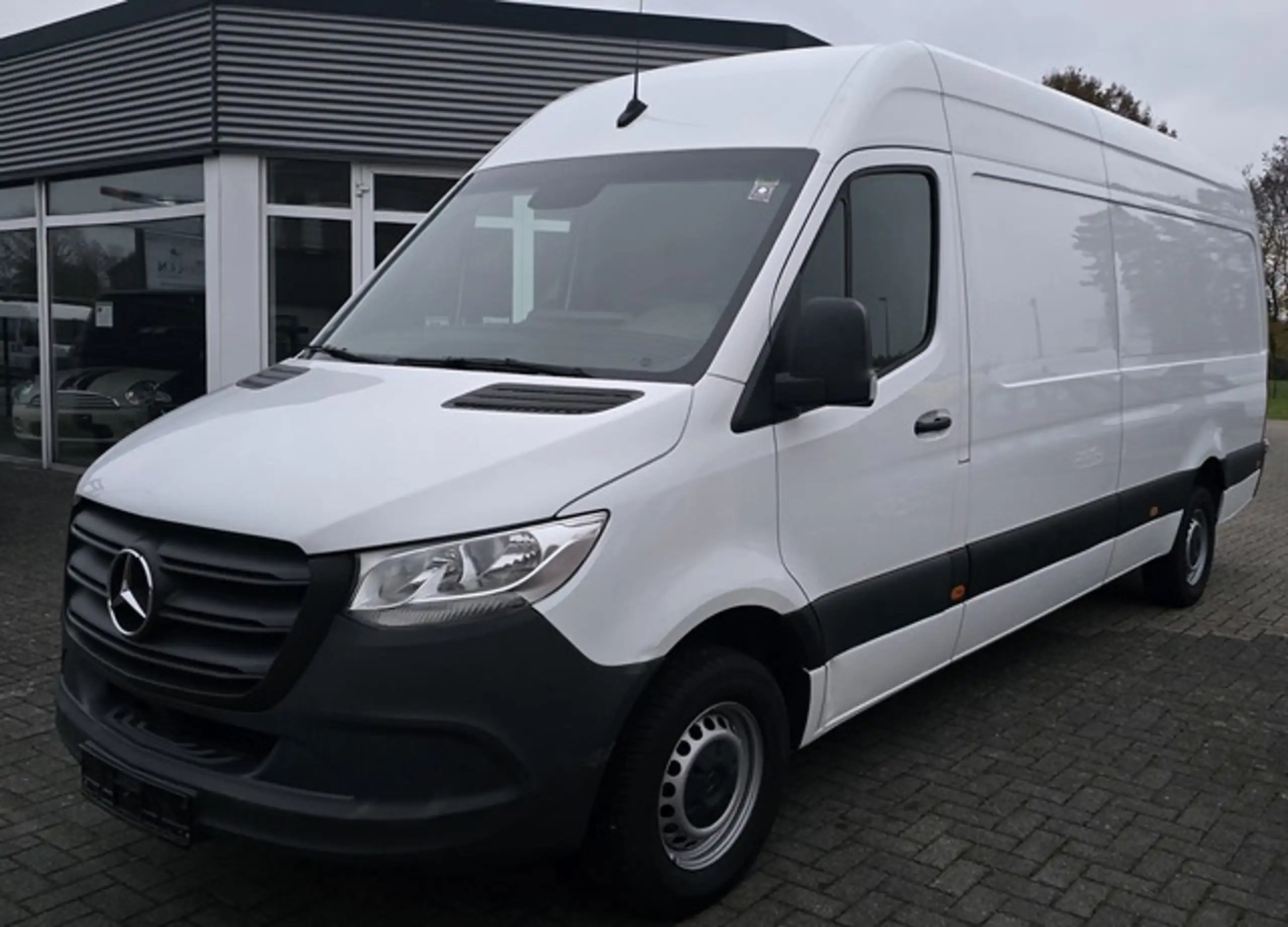 Mercedes-Benz - Sprinter