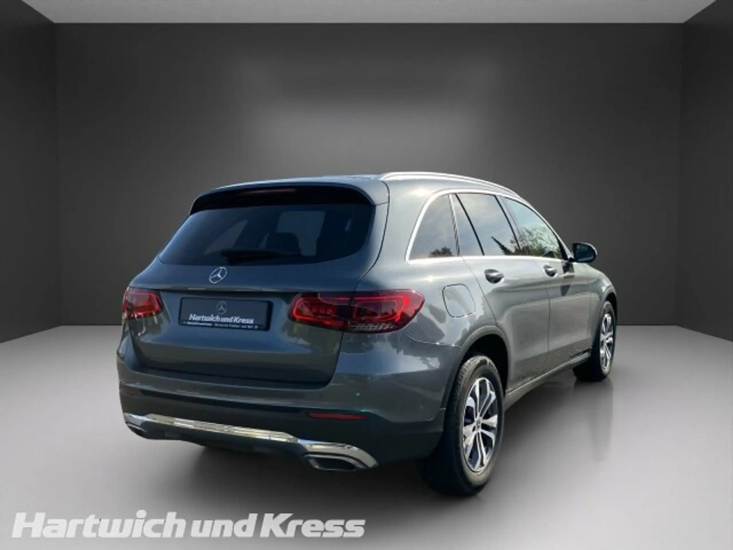 Mercedes-Benz - GLC 220