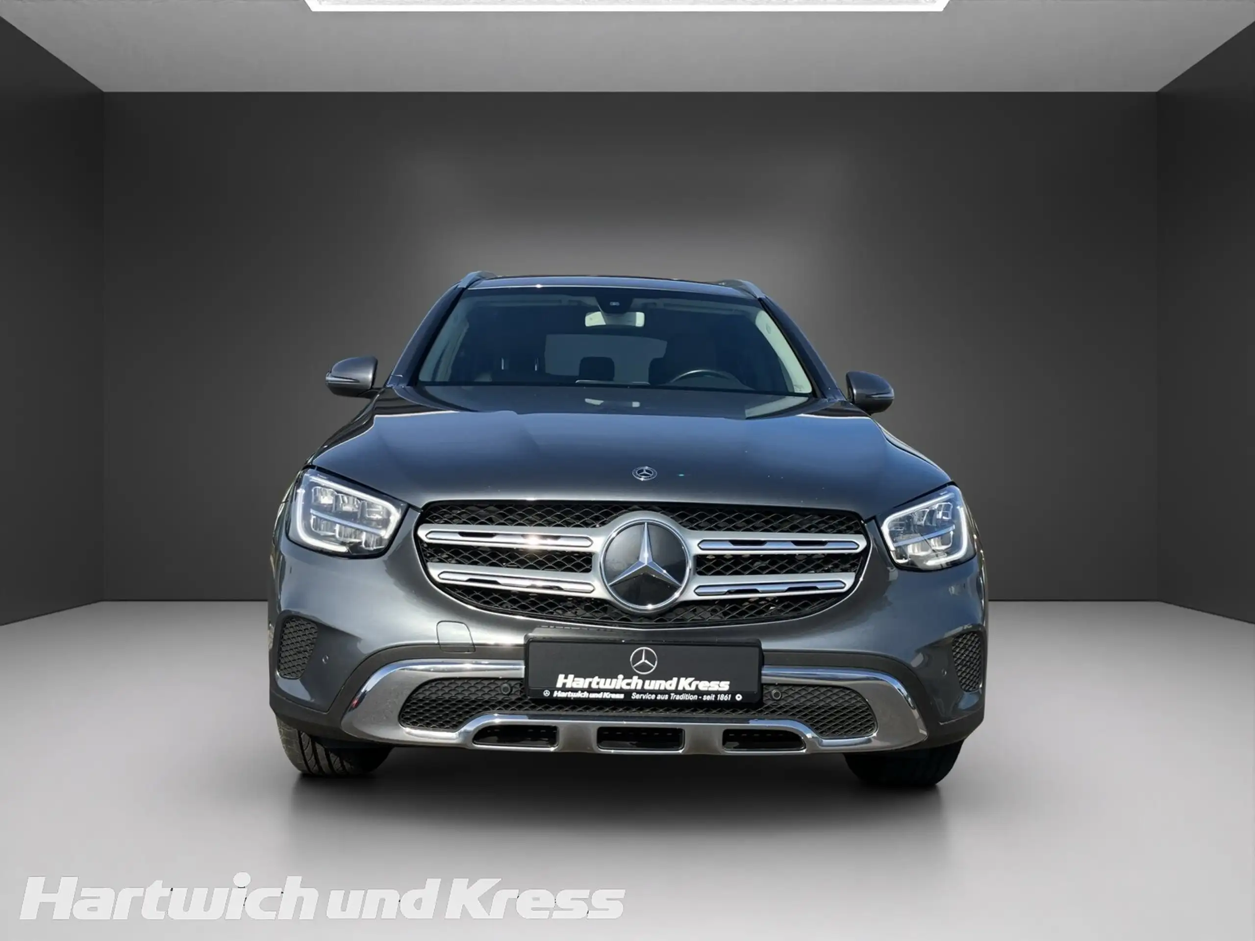 Mercedes-Benz - GLC 220