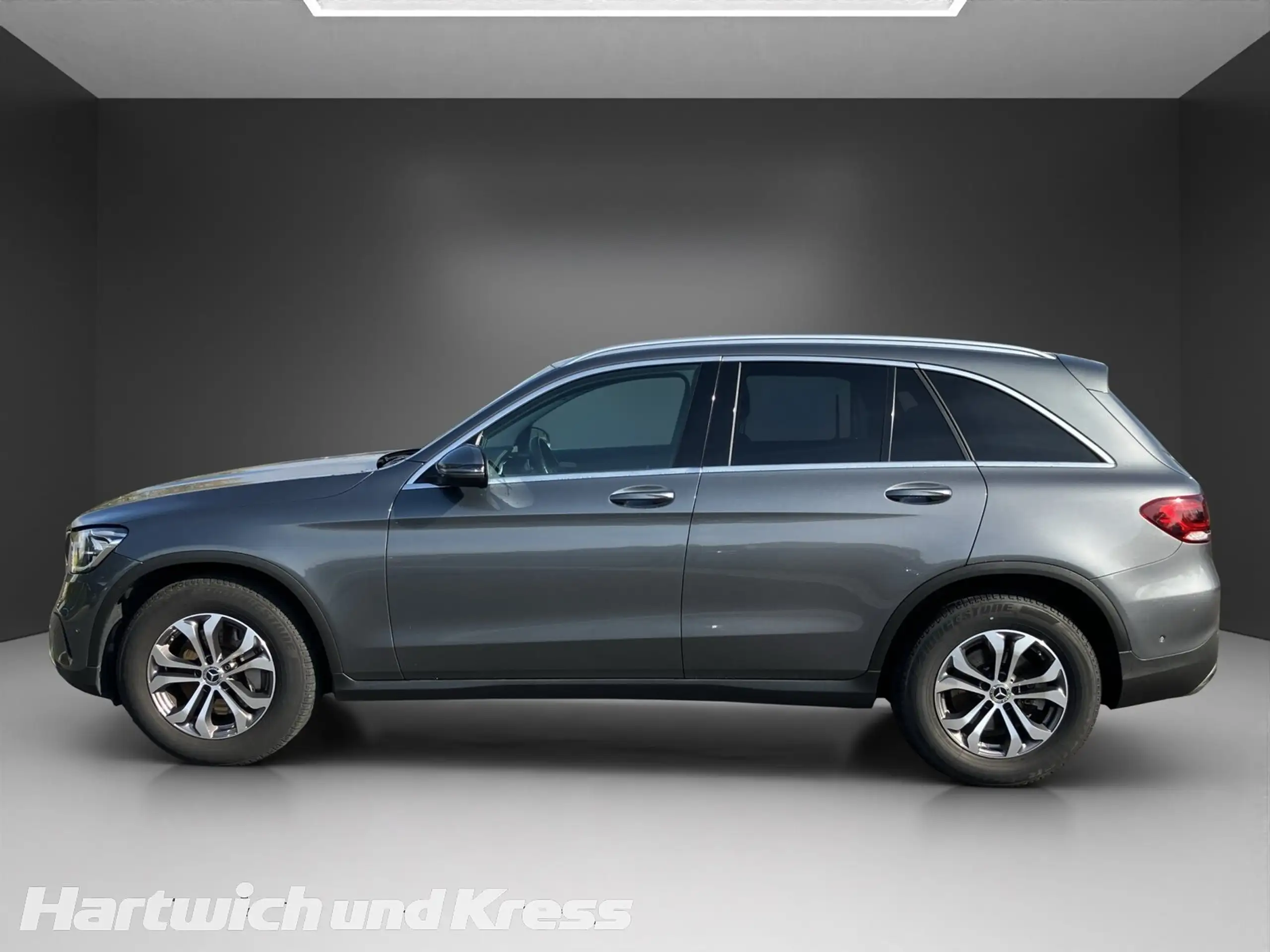 Mercedes-Benz - GLC 220