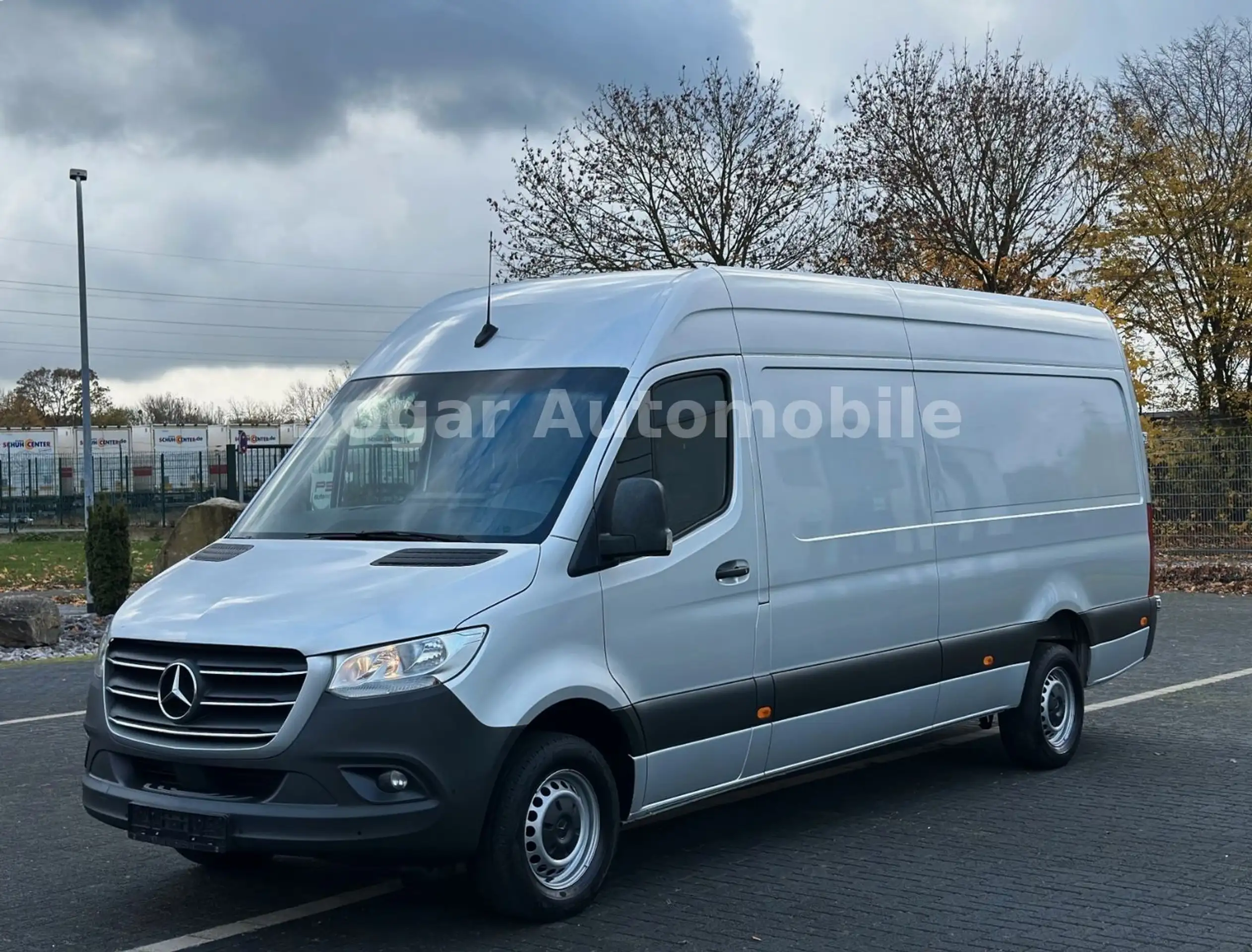 Mercedes-Benz - Sprinter