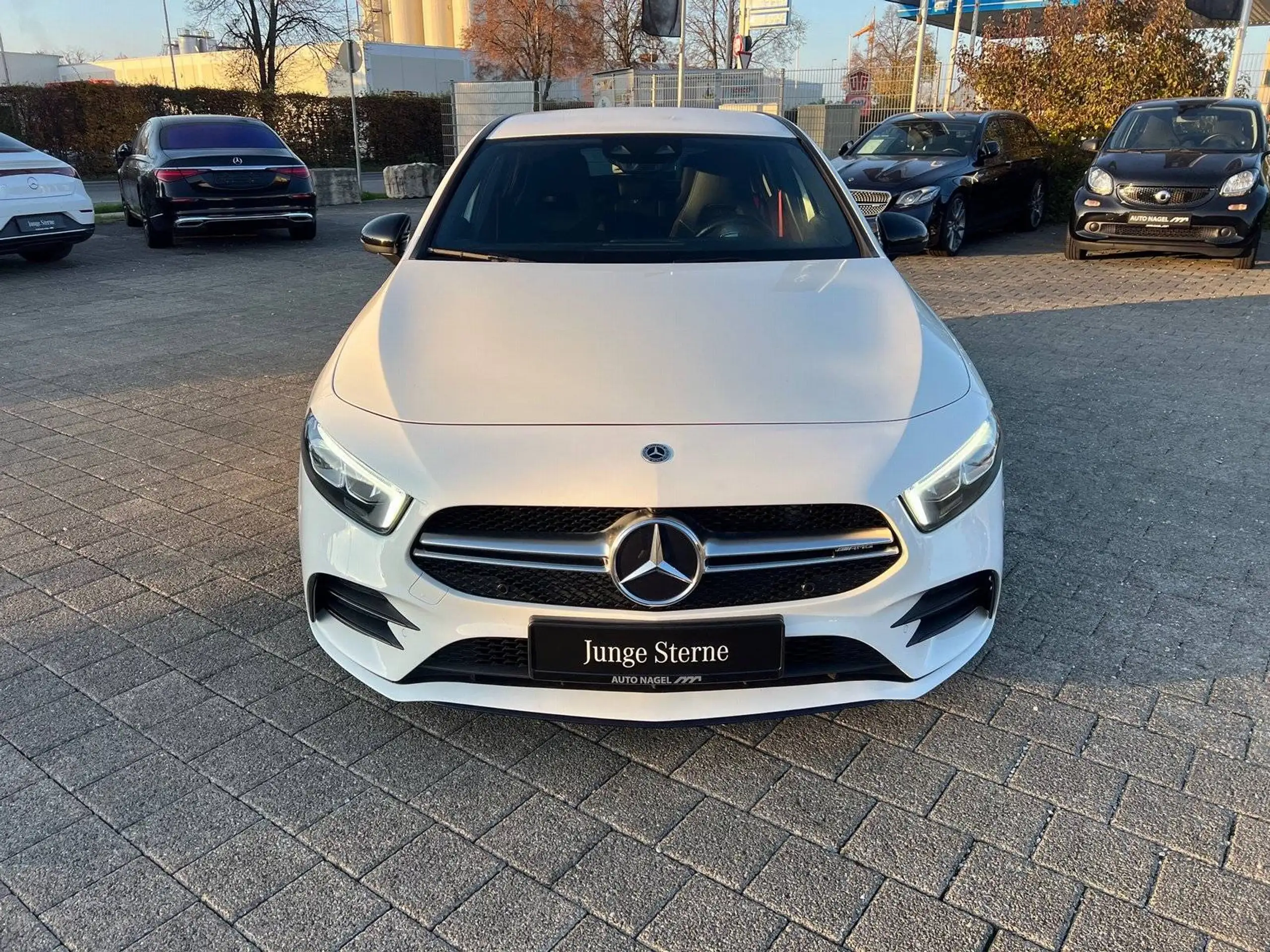 Mercedes-Benz - A 35 AMG