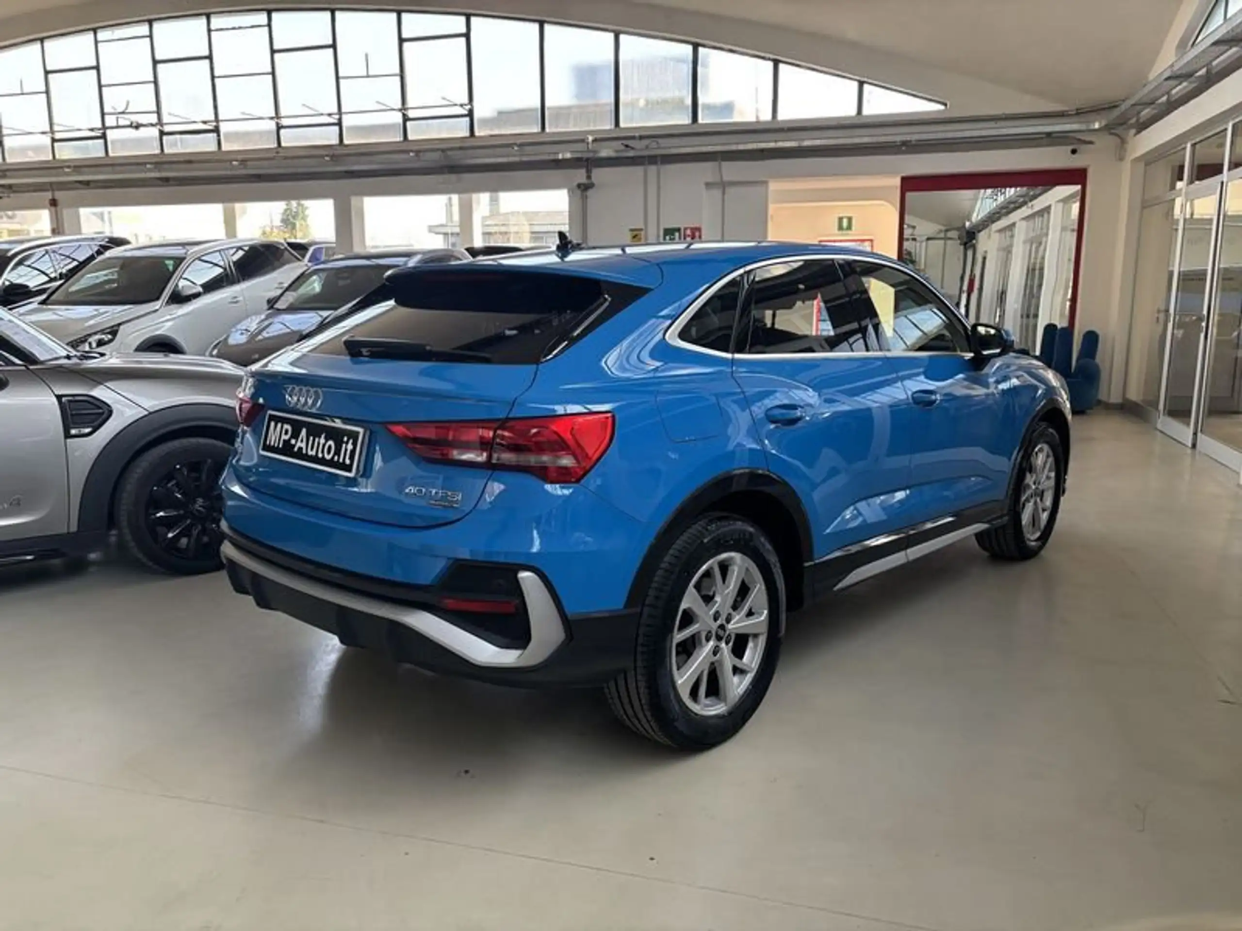 Audi - Q3