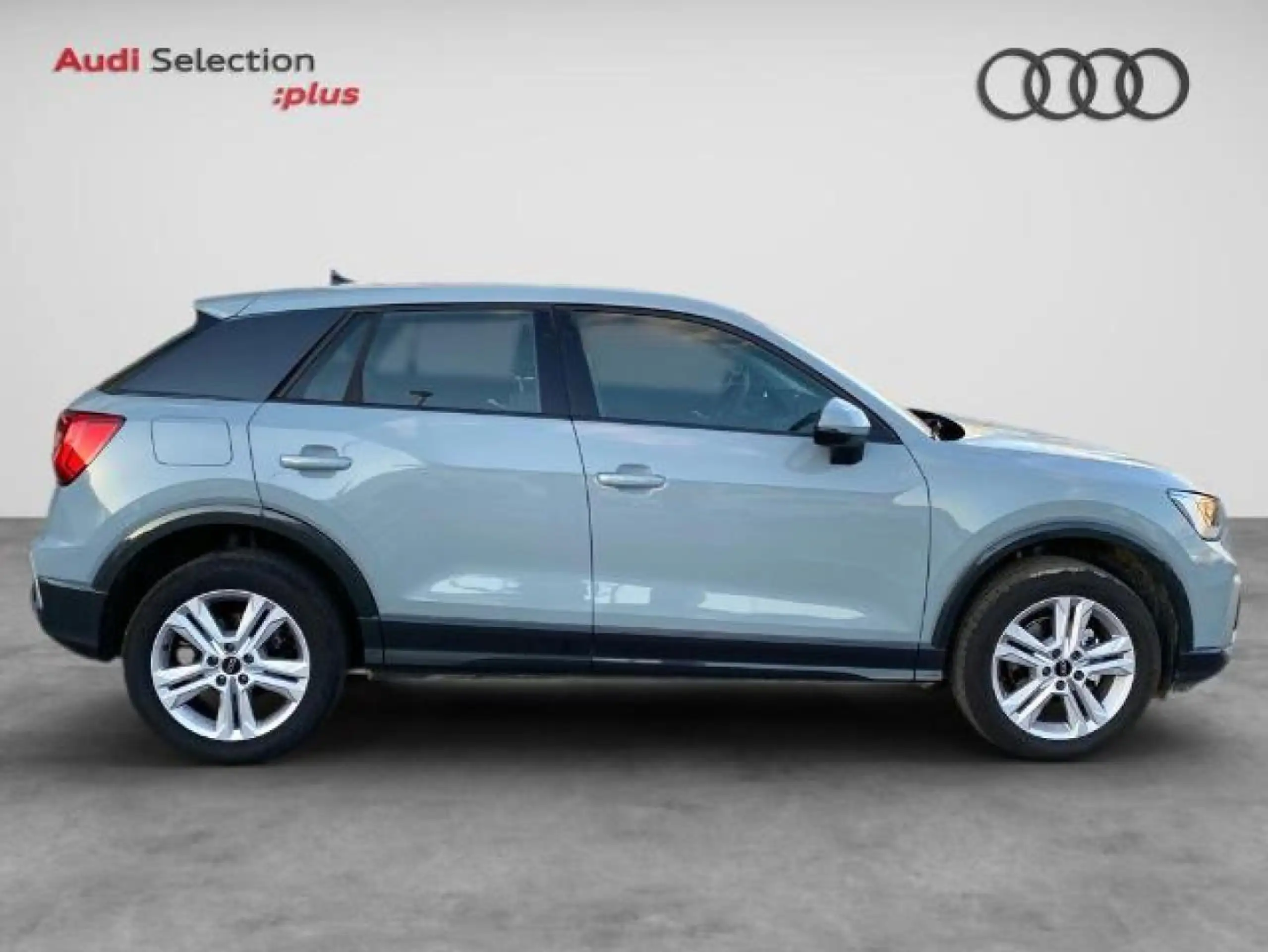 Audi - Q2