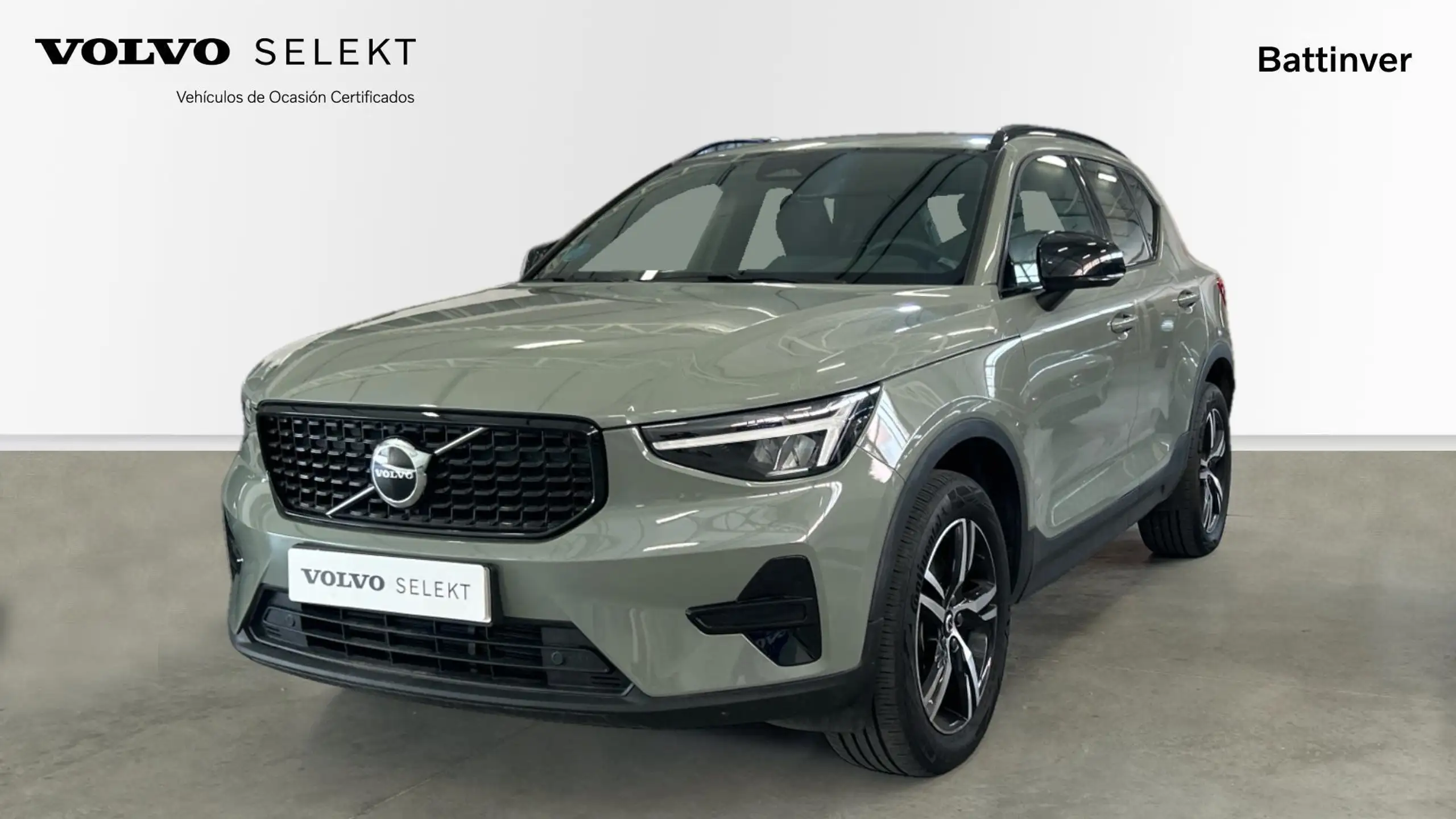 Volvo XC40 2023