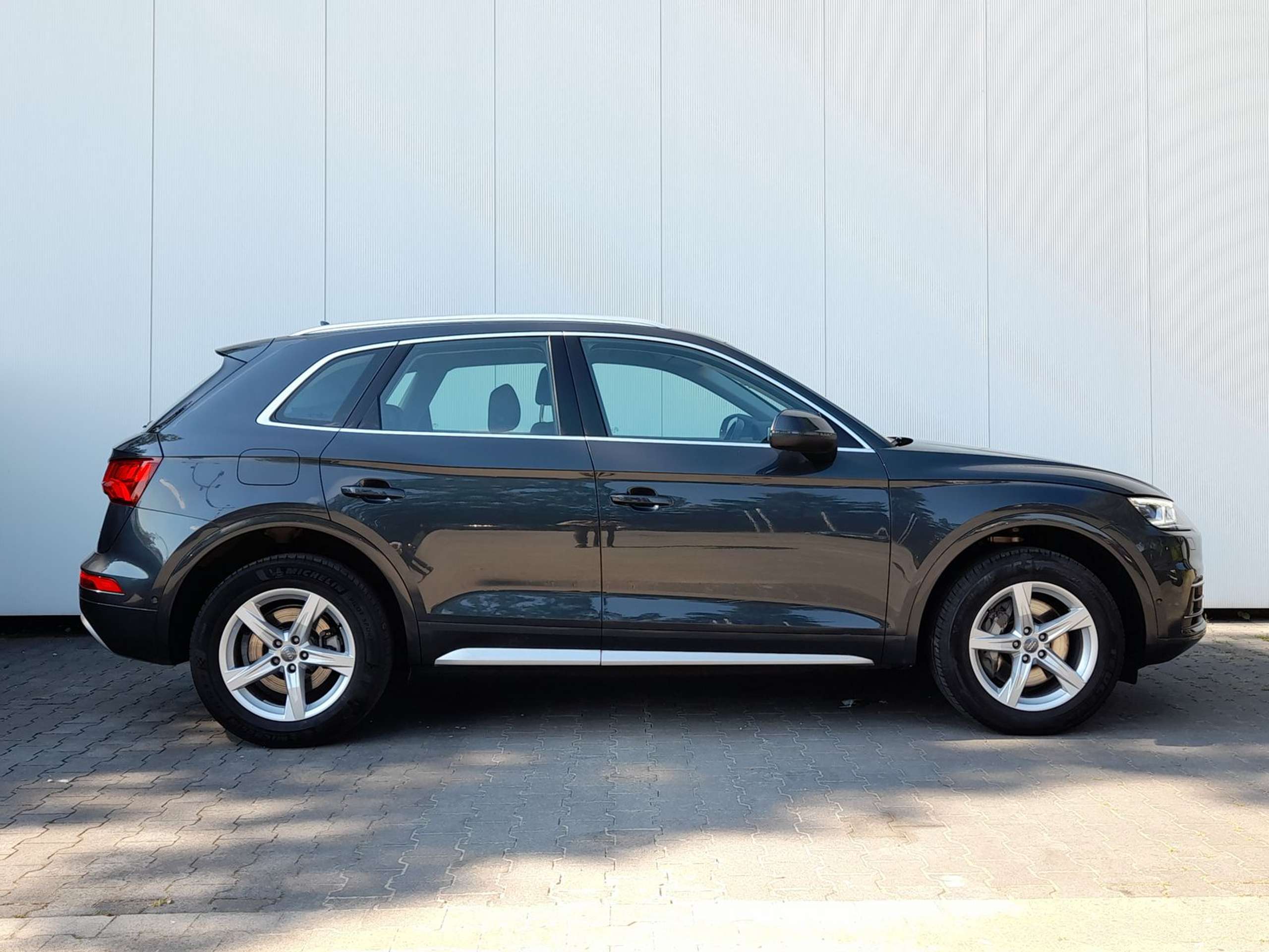 Audi - Q5