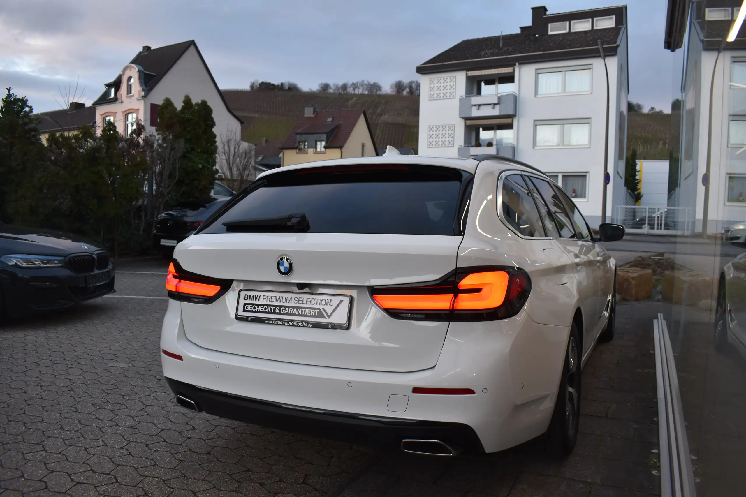 BMW - 520