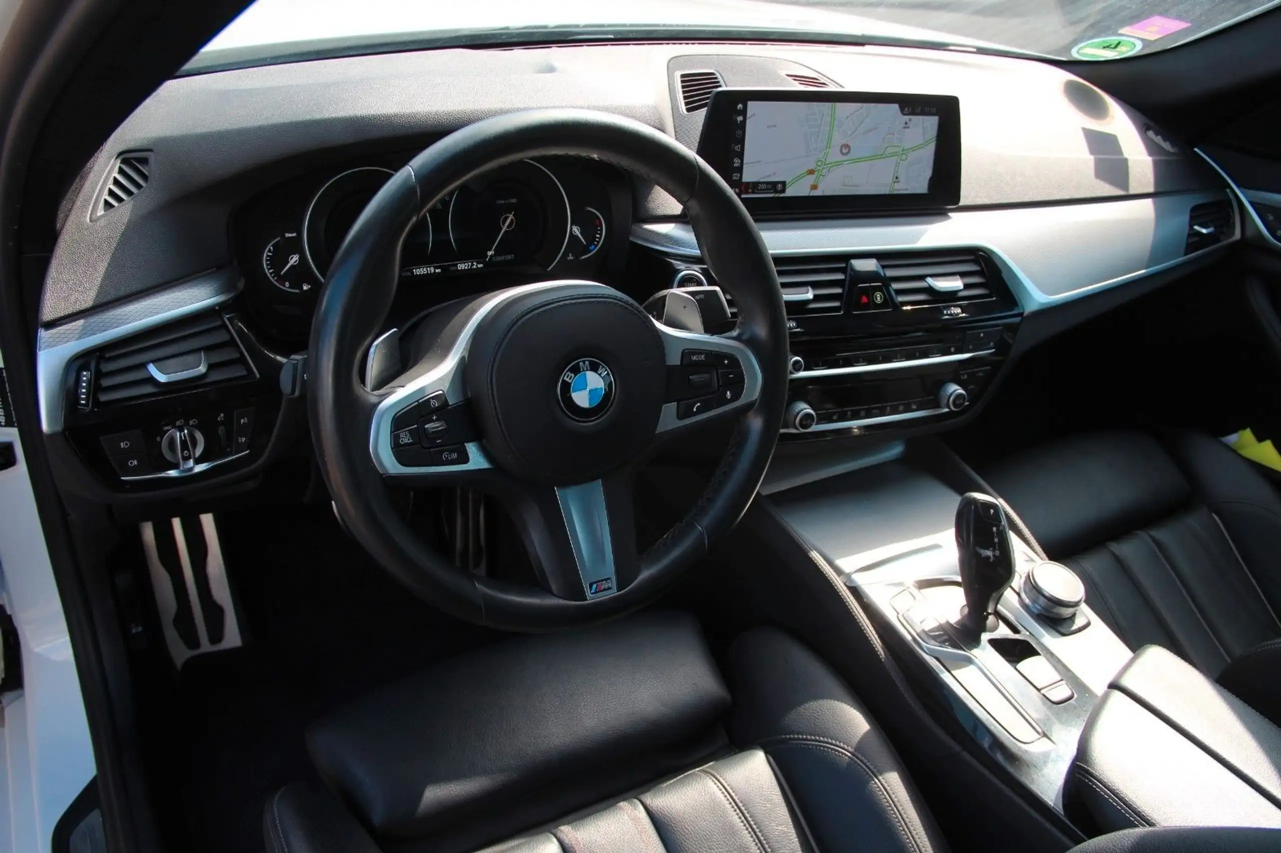 BMW - 530