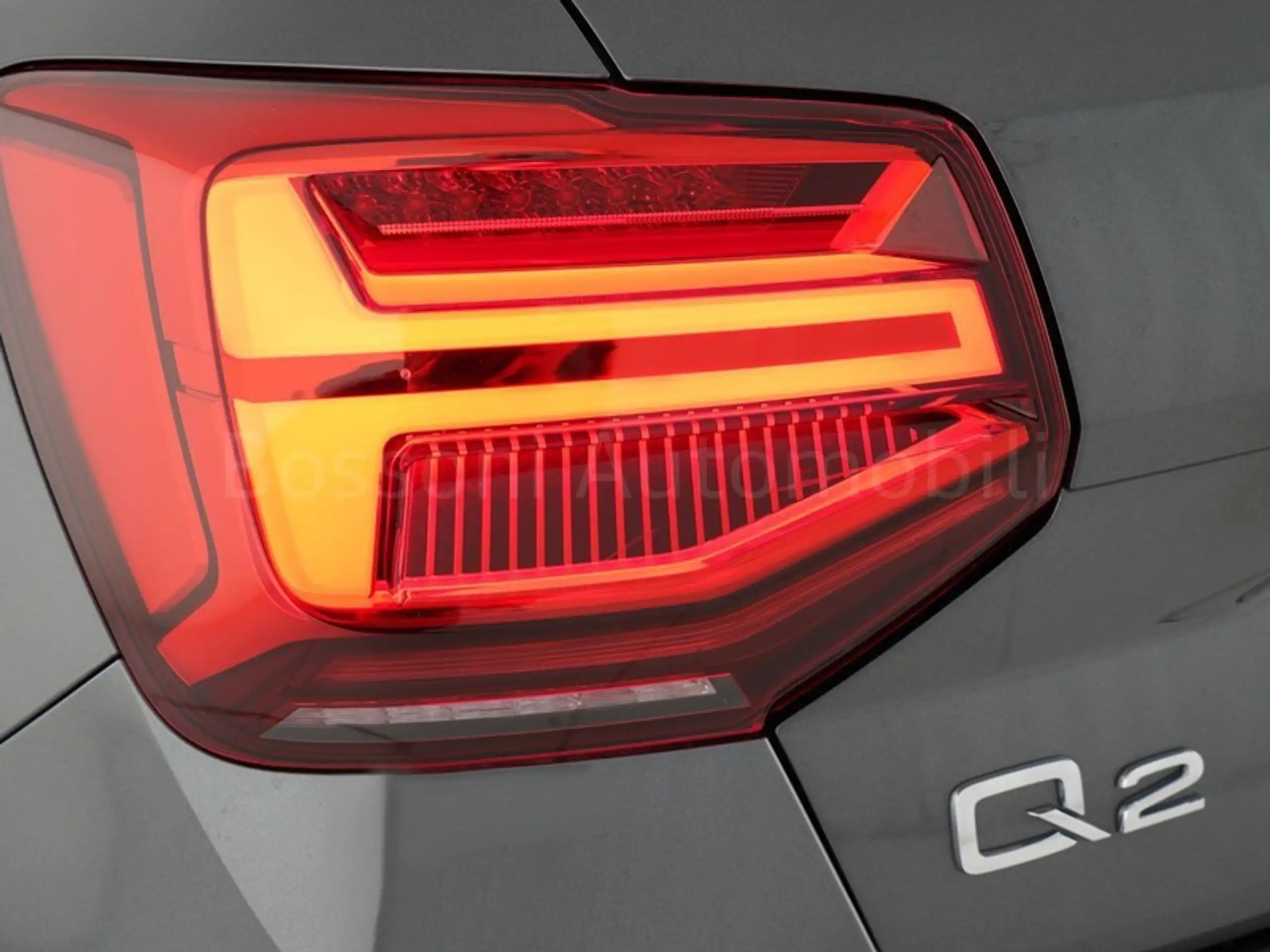 Audi - Q2