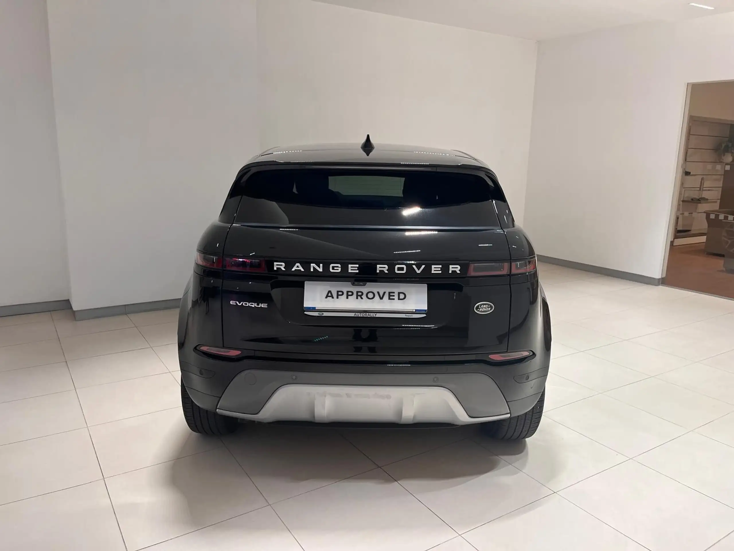 Land Rover - Range Rover Evoque