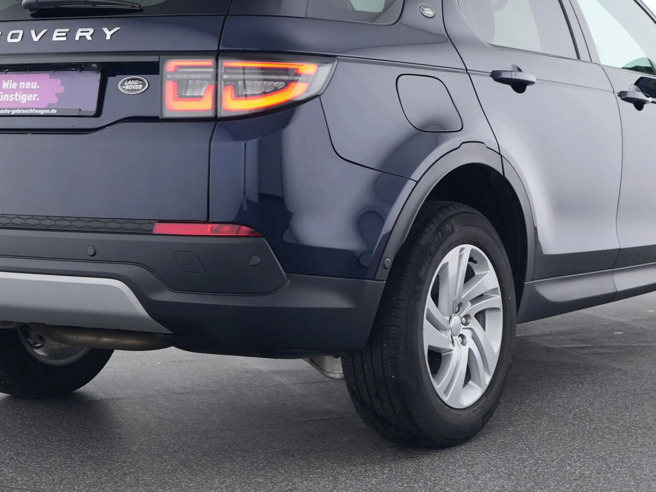 Land Rover - Discovery Sport