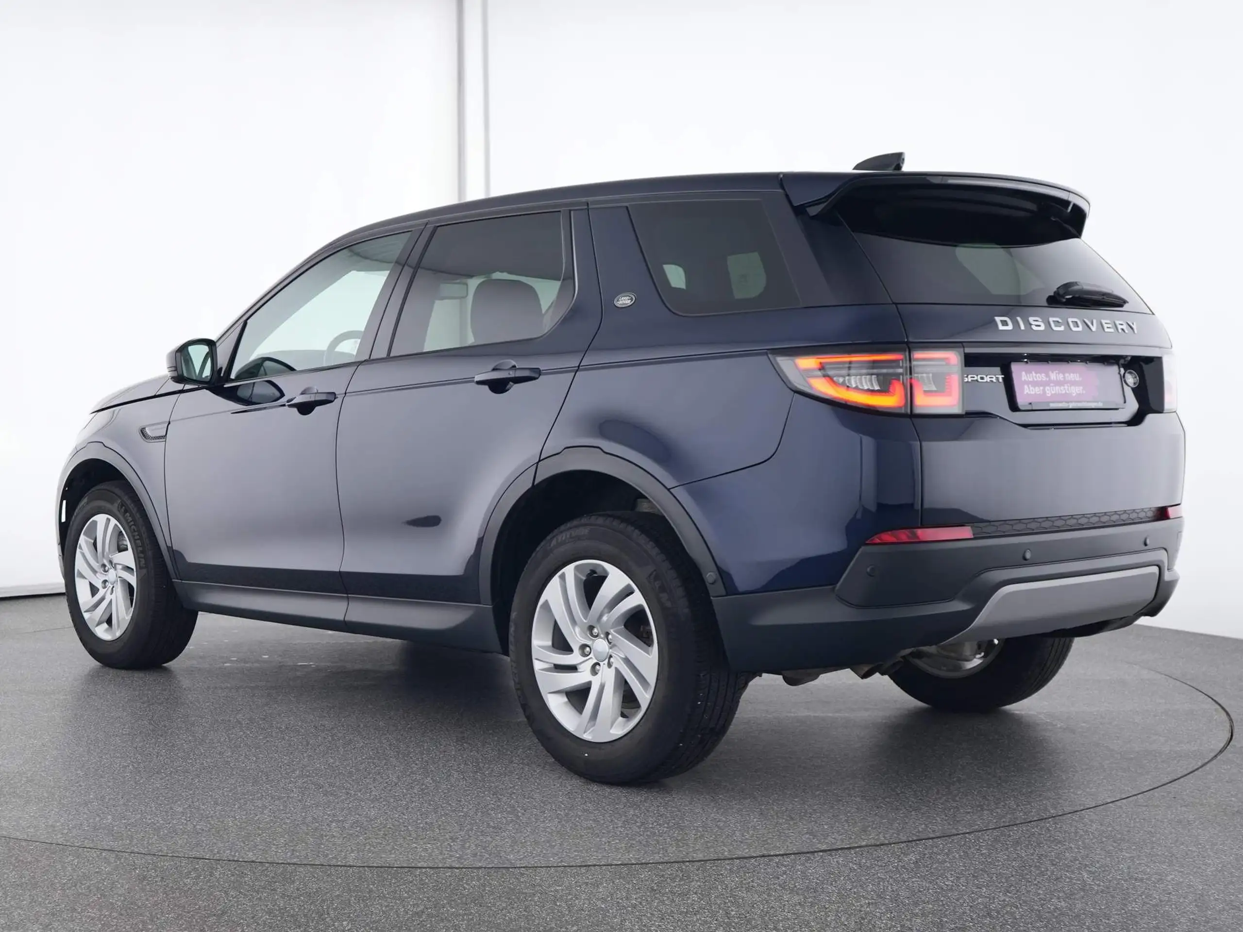 Land Rover - Discovery Sport