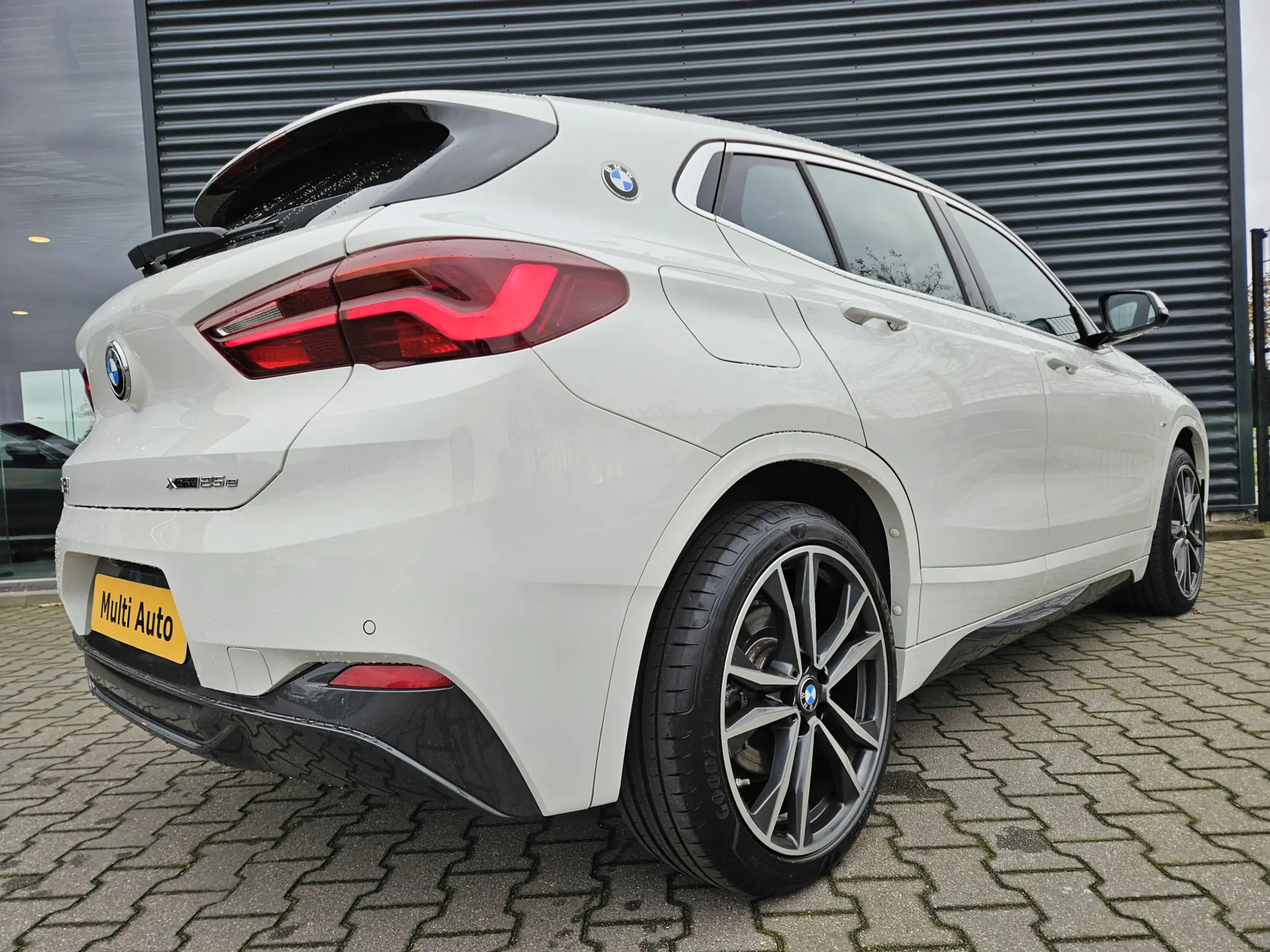 BMW - X2