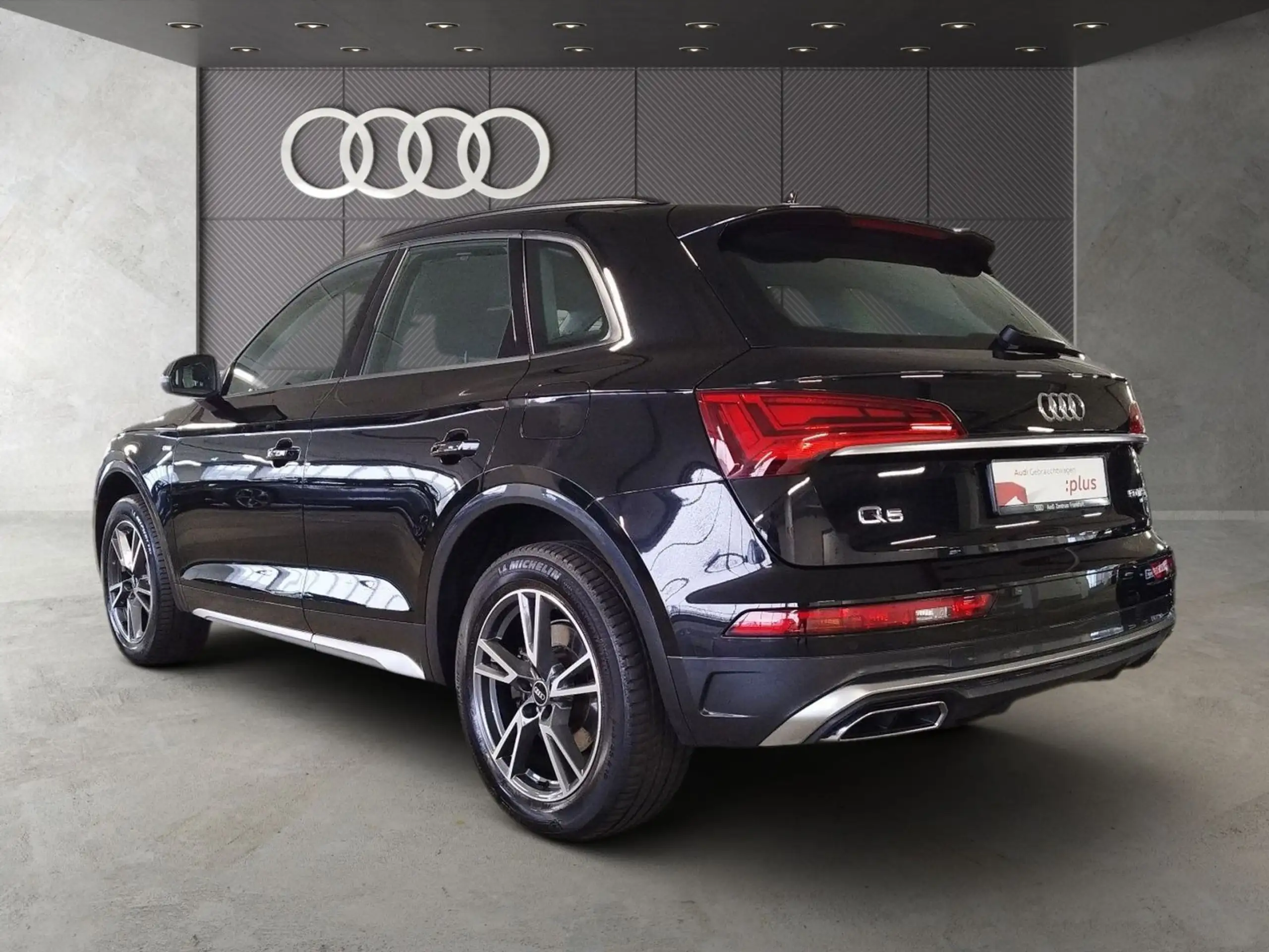 Audi - Q5