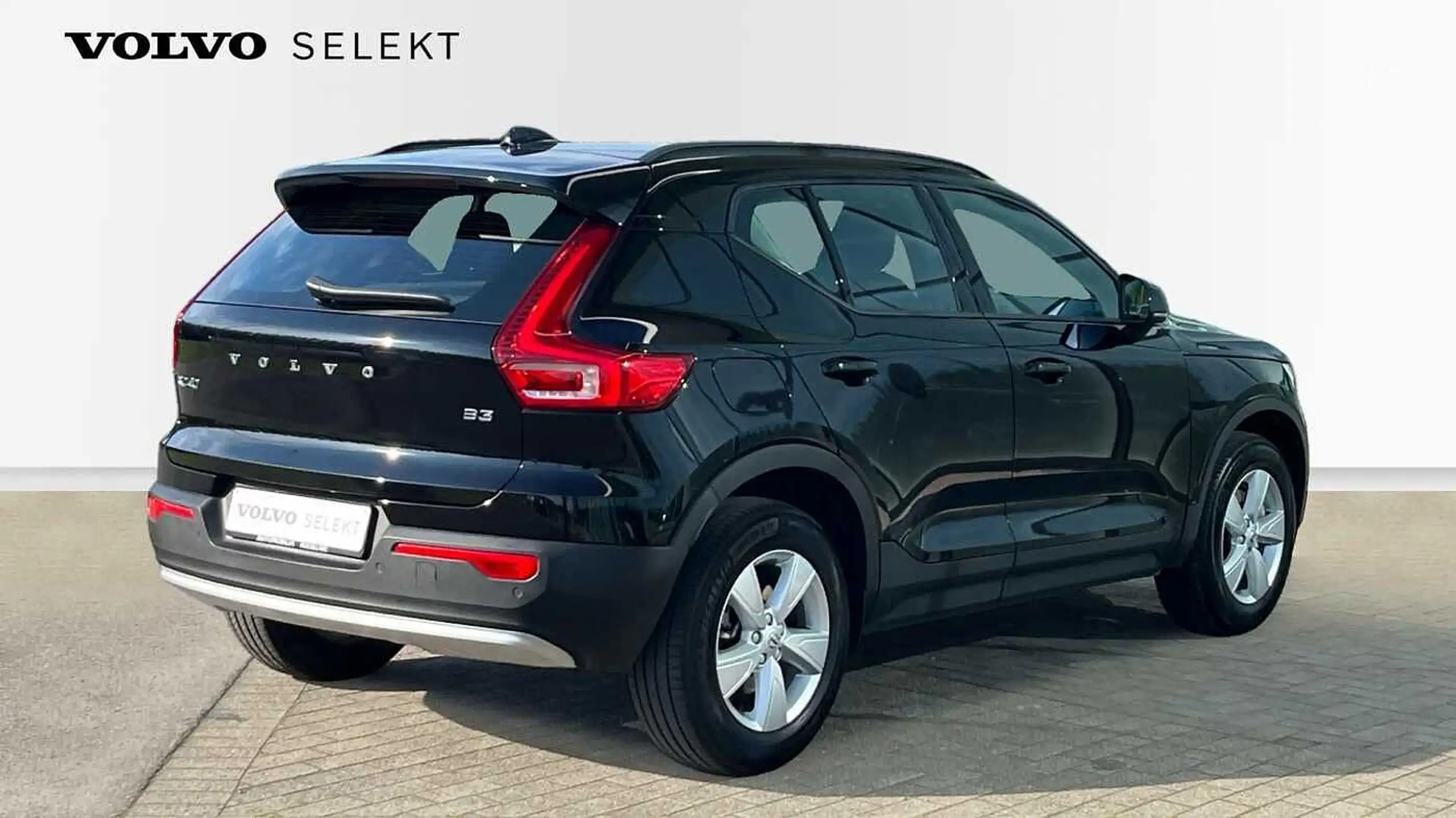 Volvo - XC40