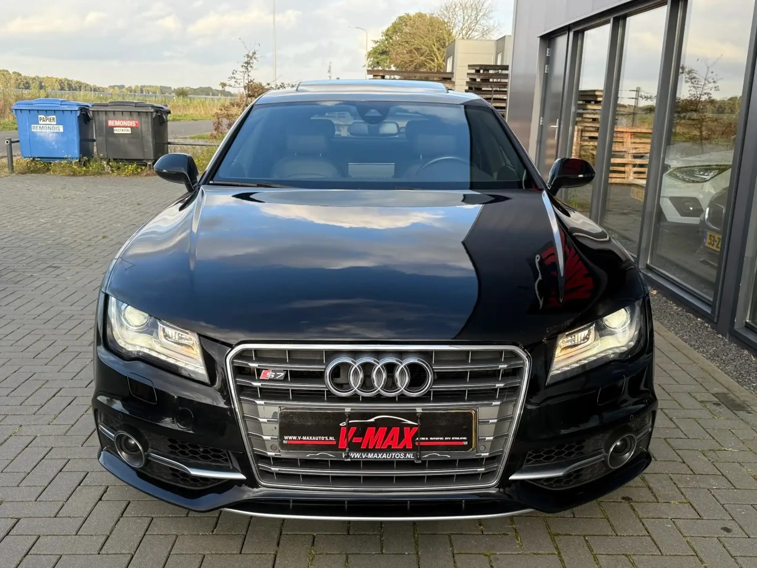 Audi - S7