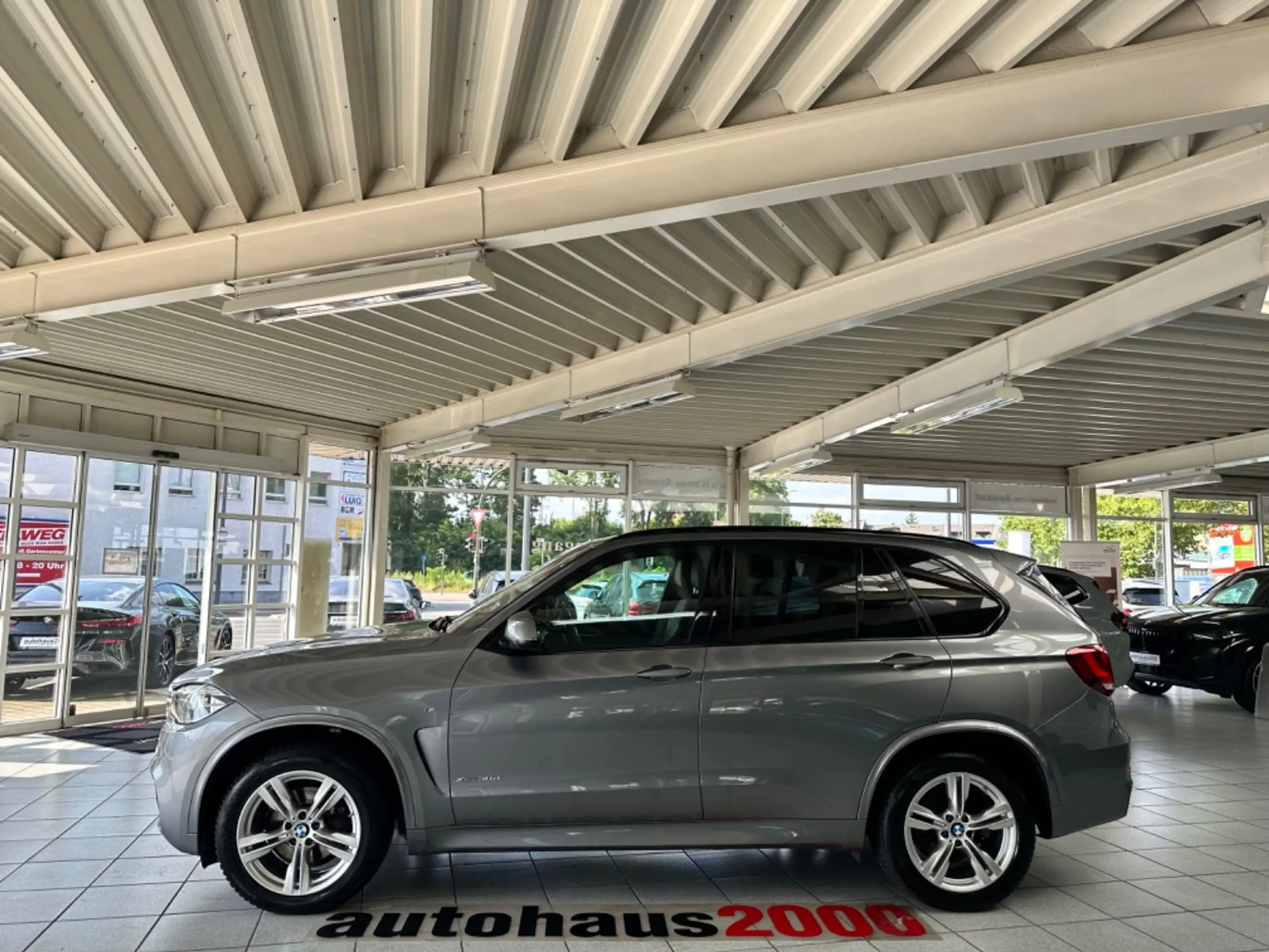 BMW - X5