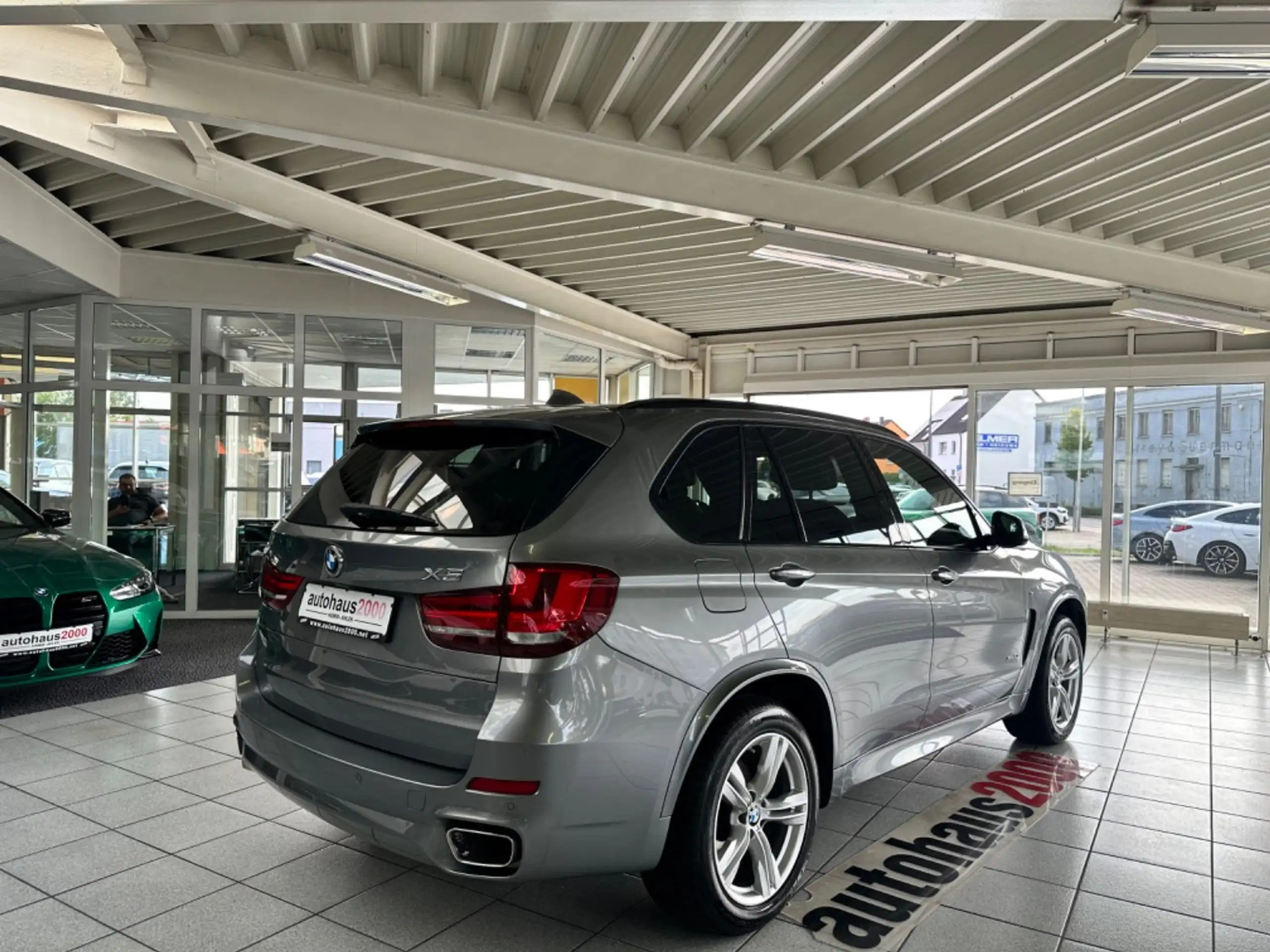 BMW - X5