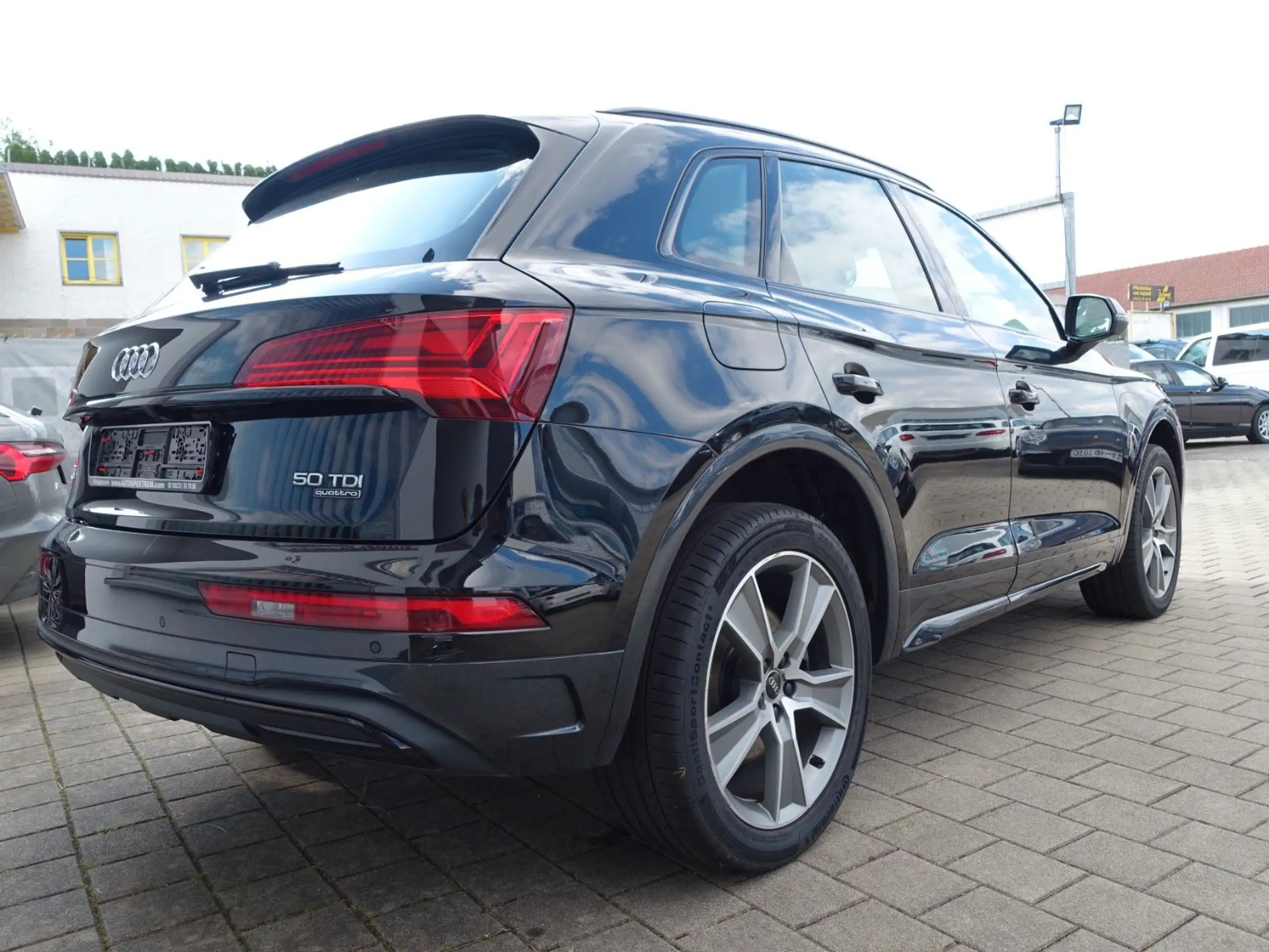 Audi - Q5