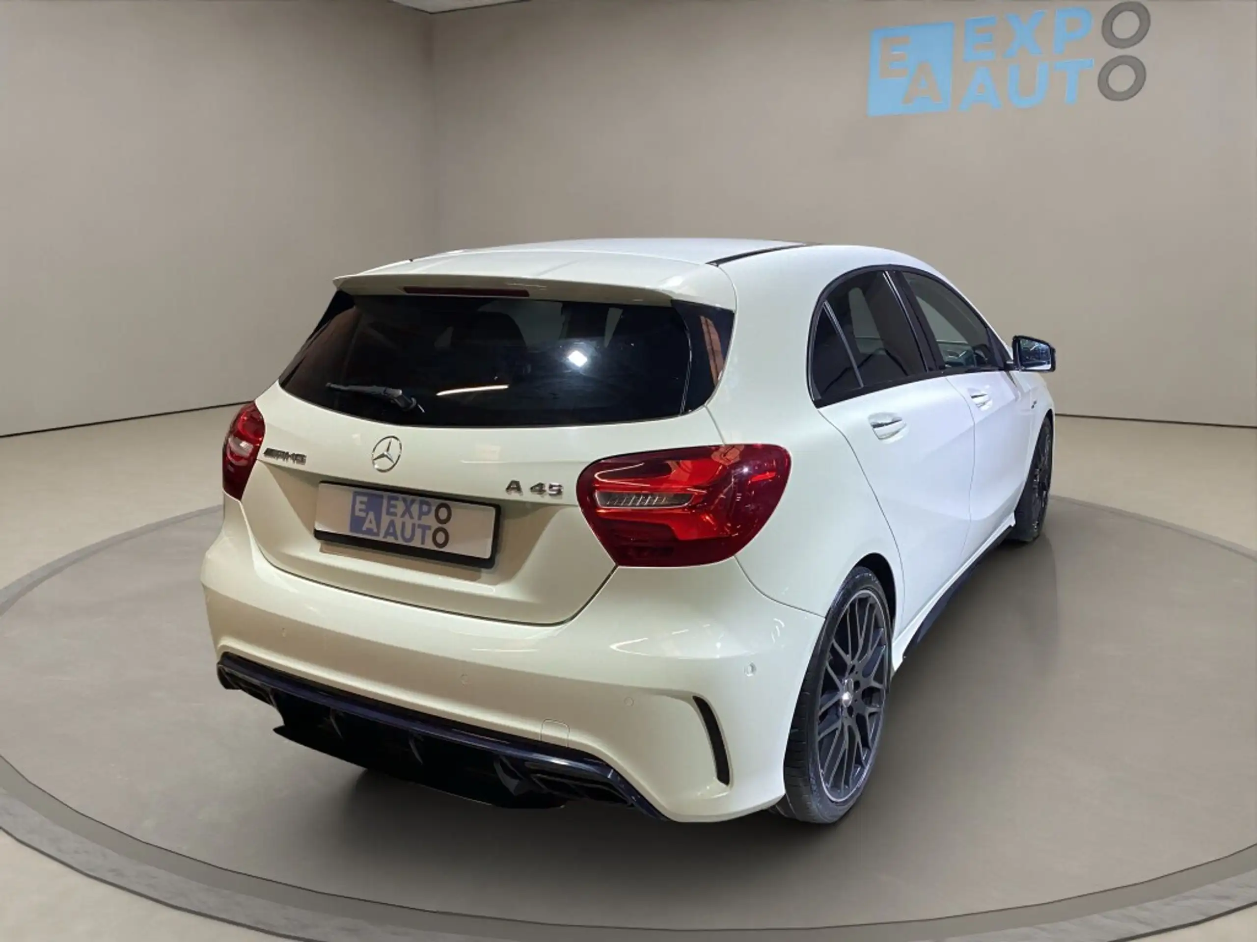 Mercedes-Benz - A 45 AMG