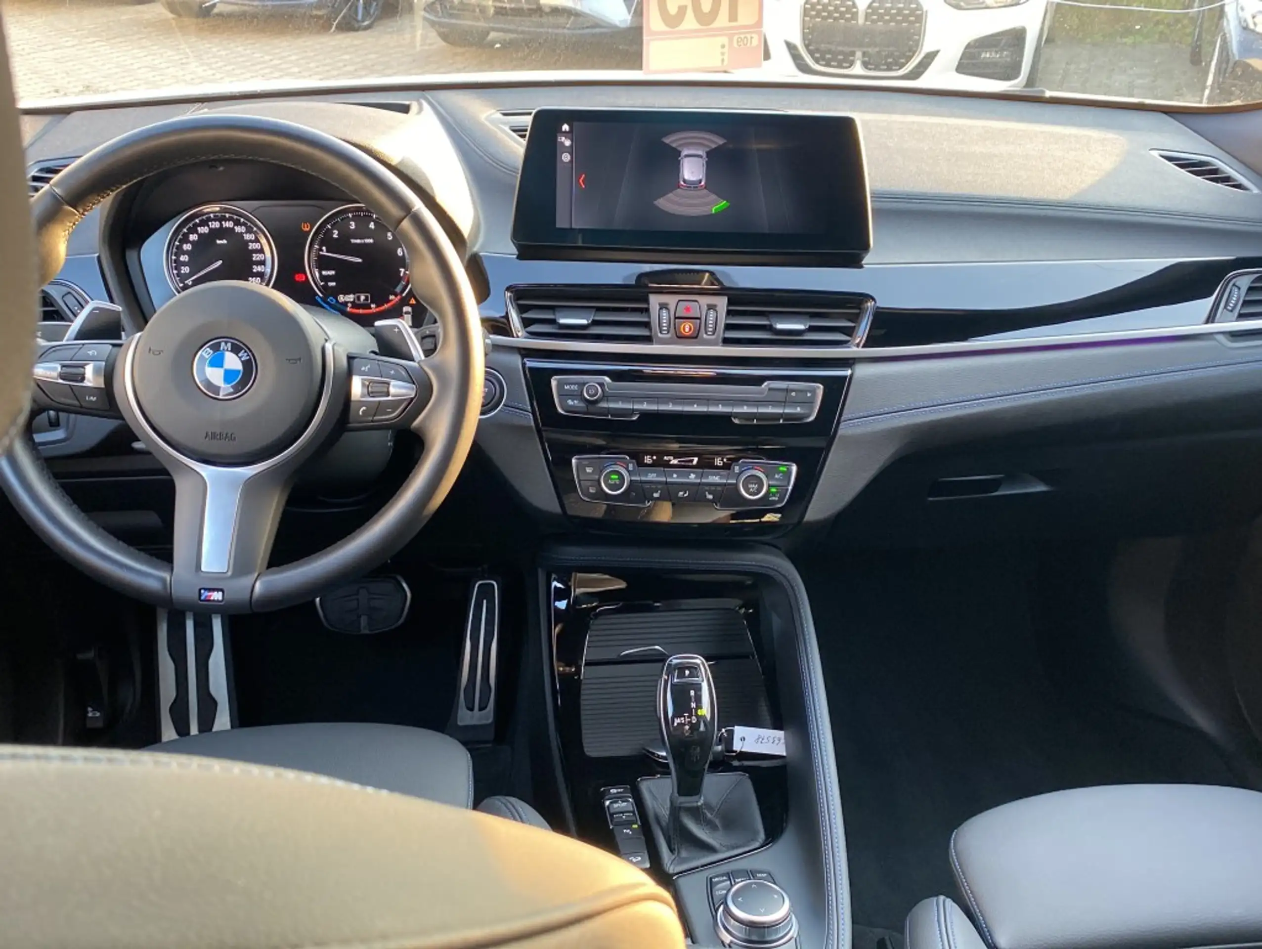 BMW - X2