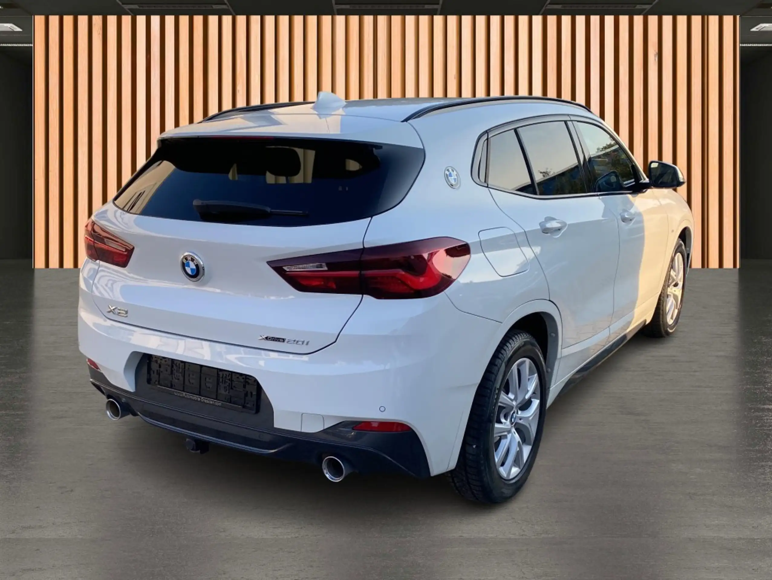 BMW - X2