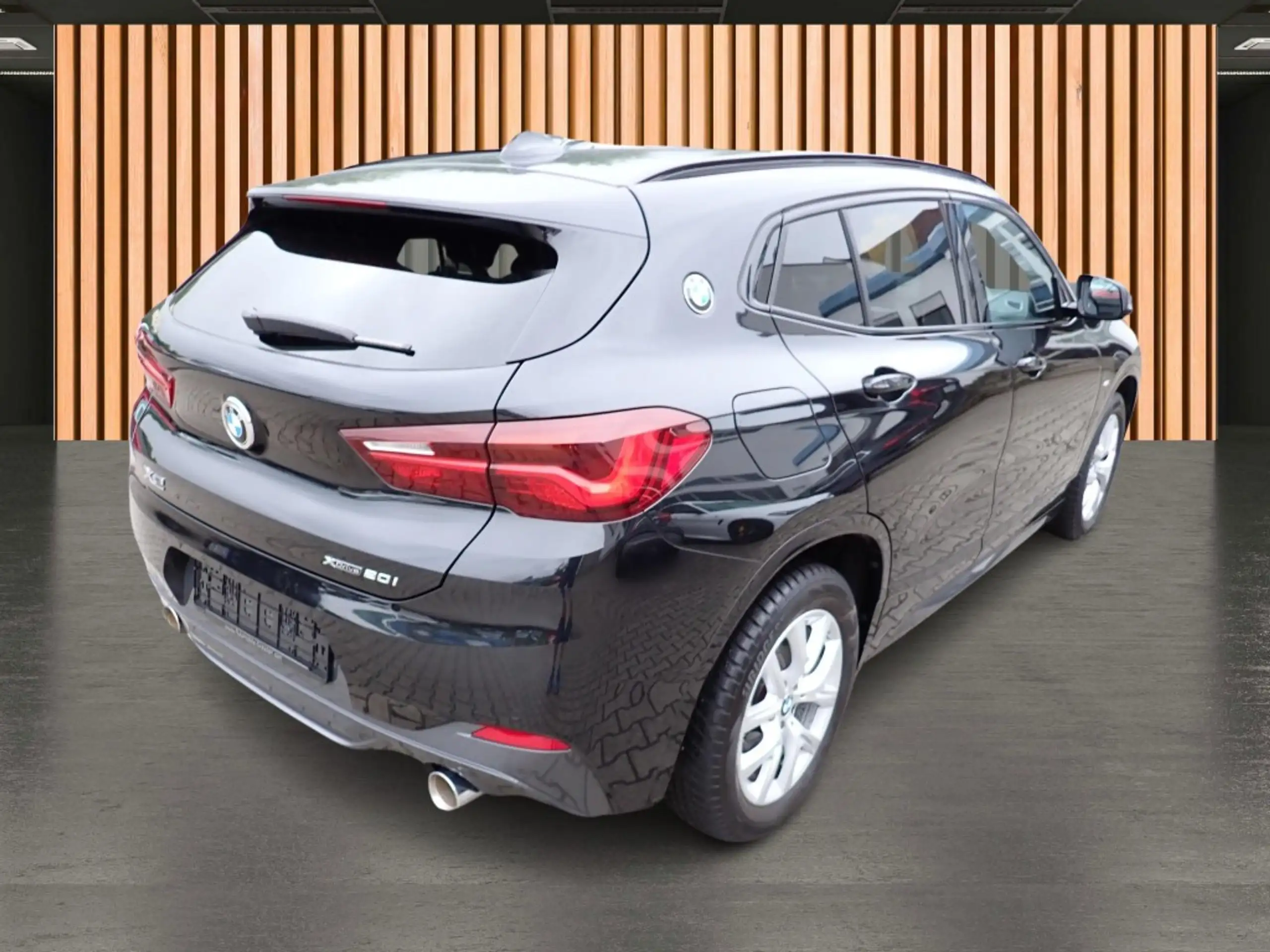 BMW - X2