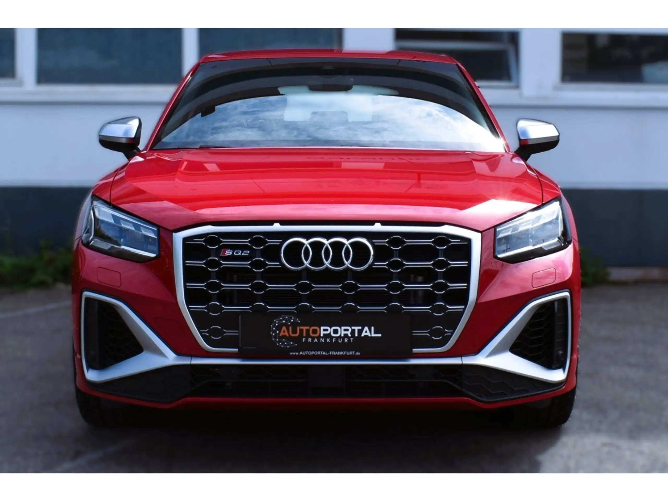 Audi - SQ2