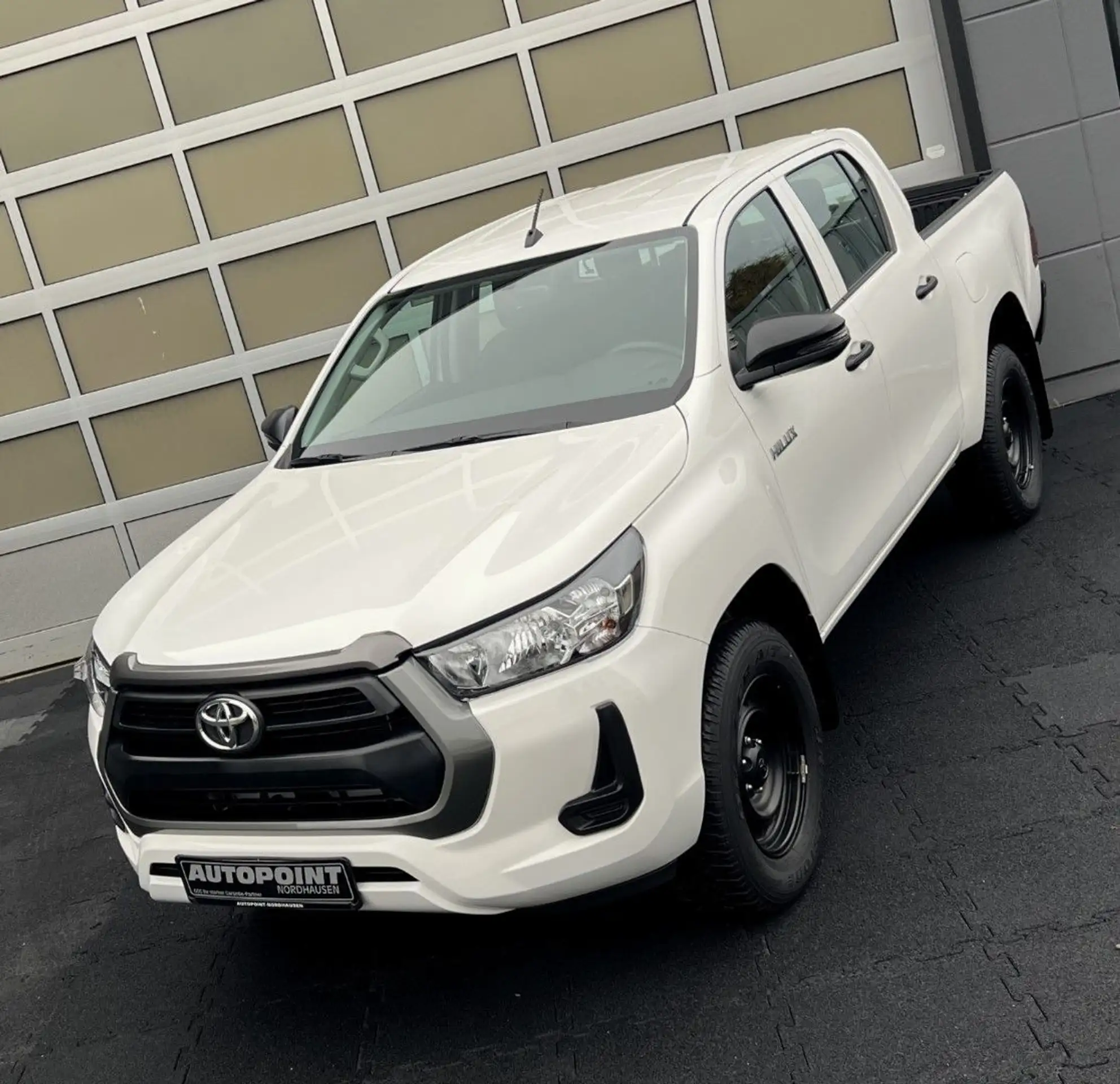 Toyota - Hilux