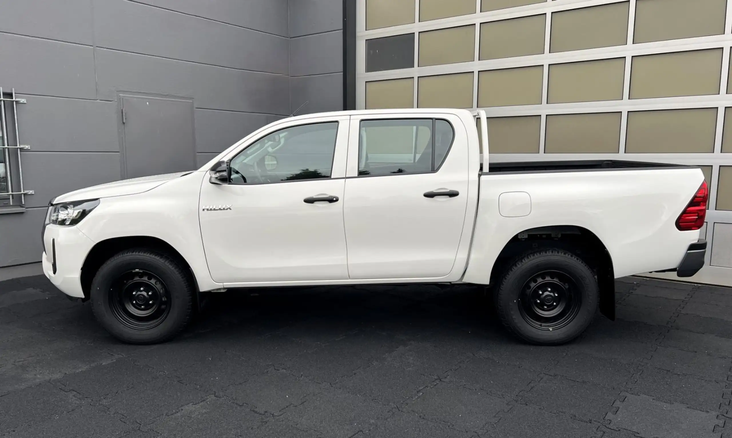 Toyota - Hilux