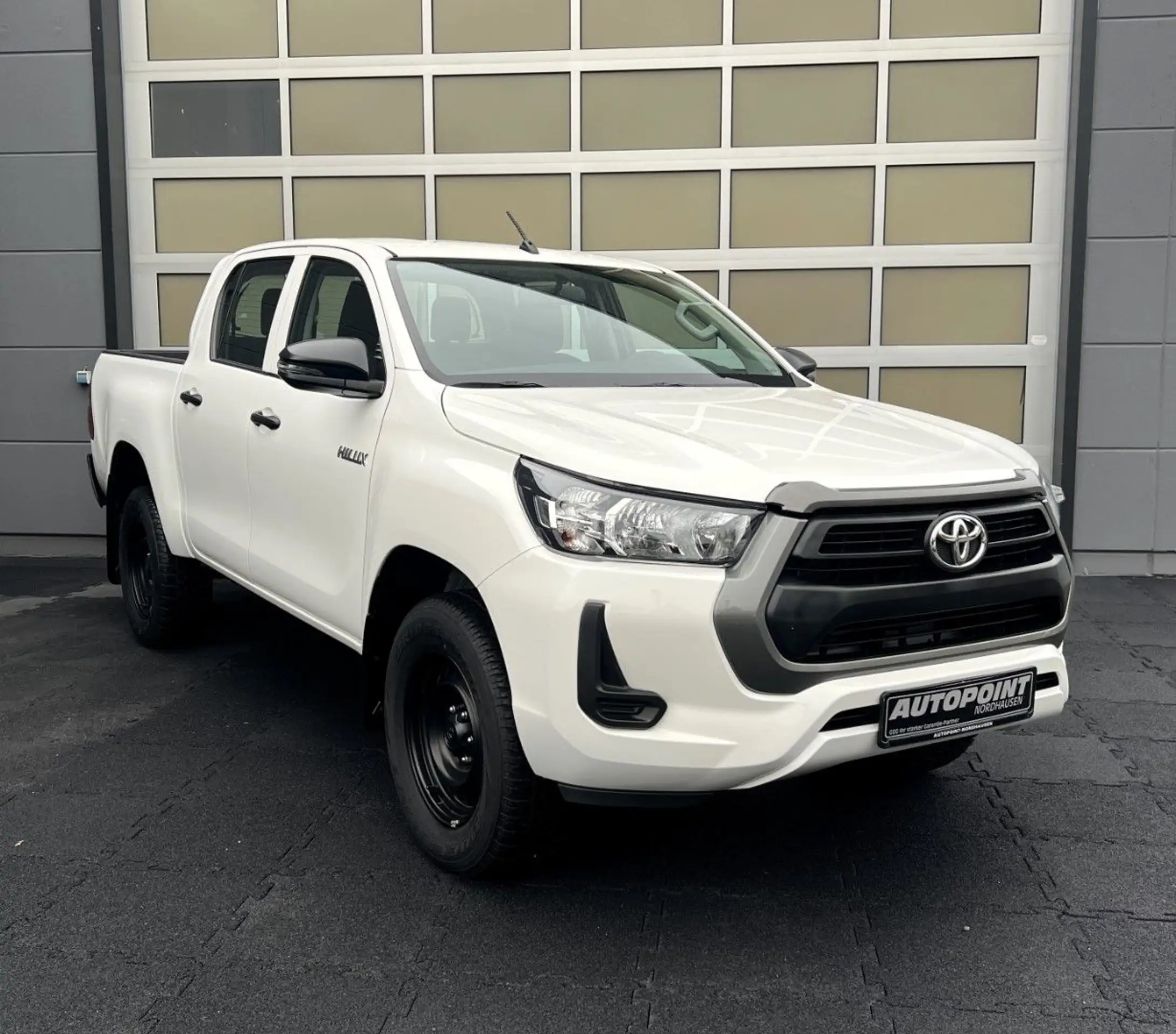 Toyota - Hilux