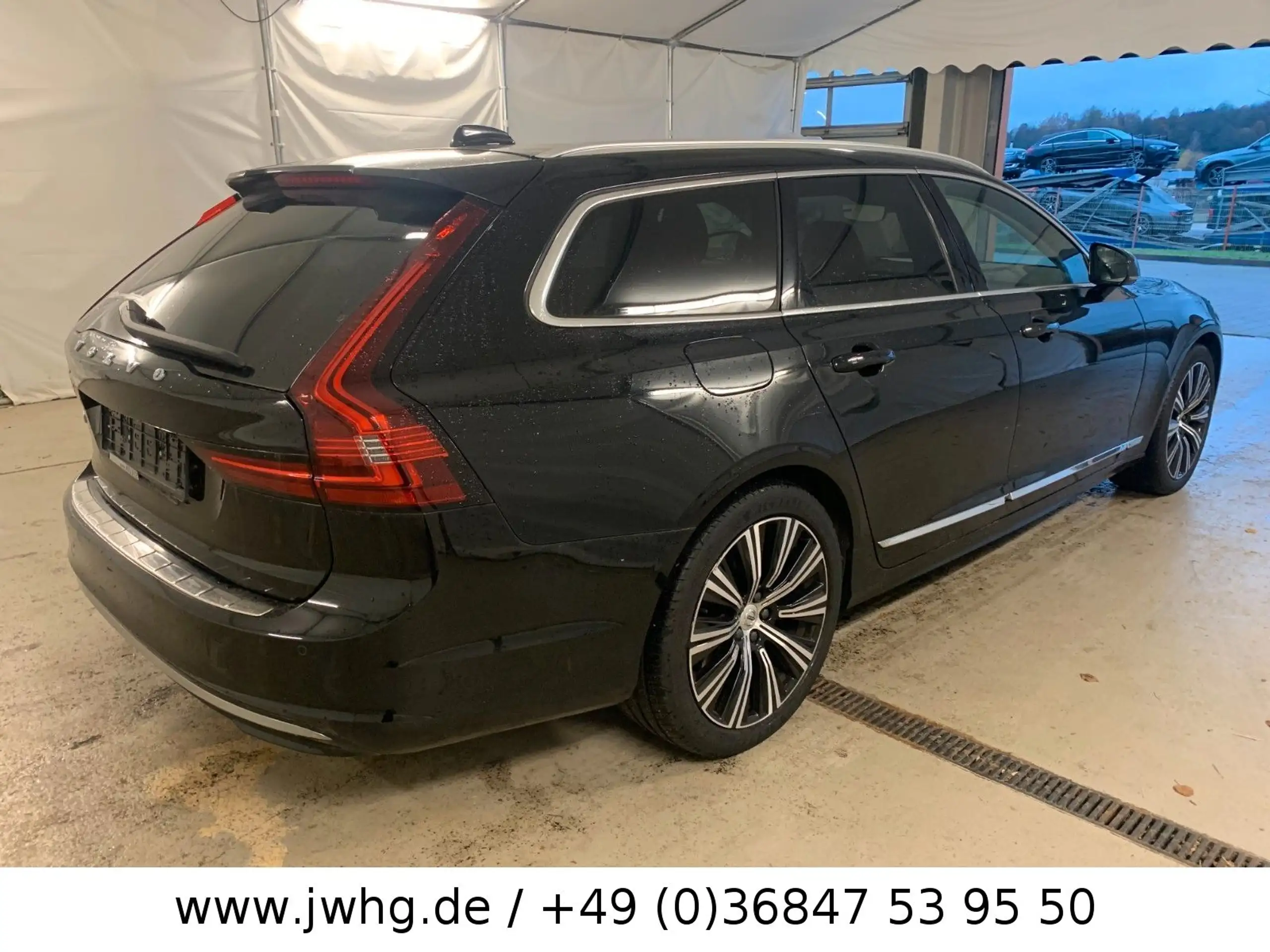 Volvo - V90