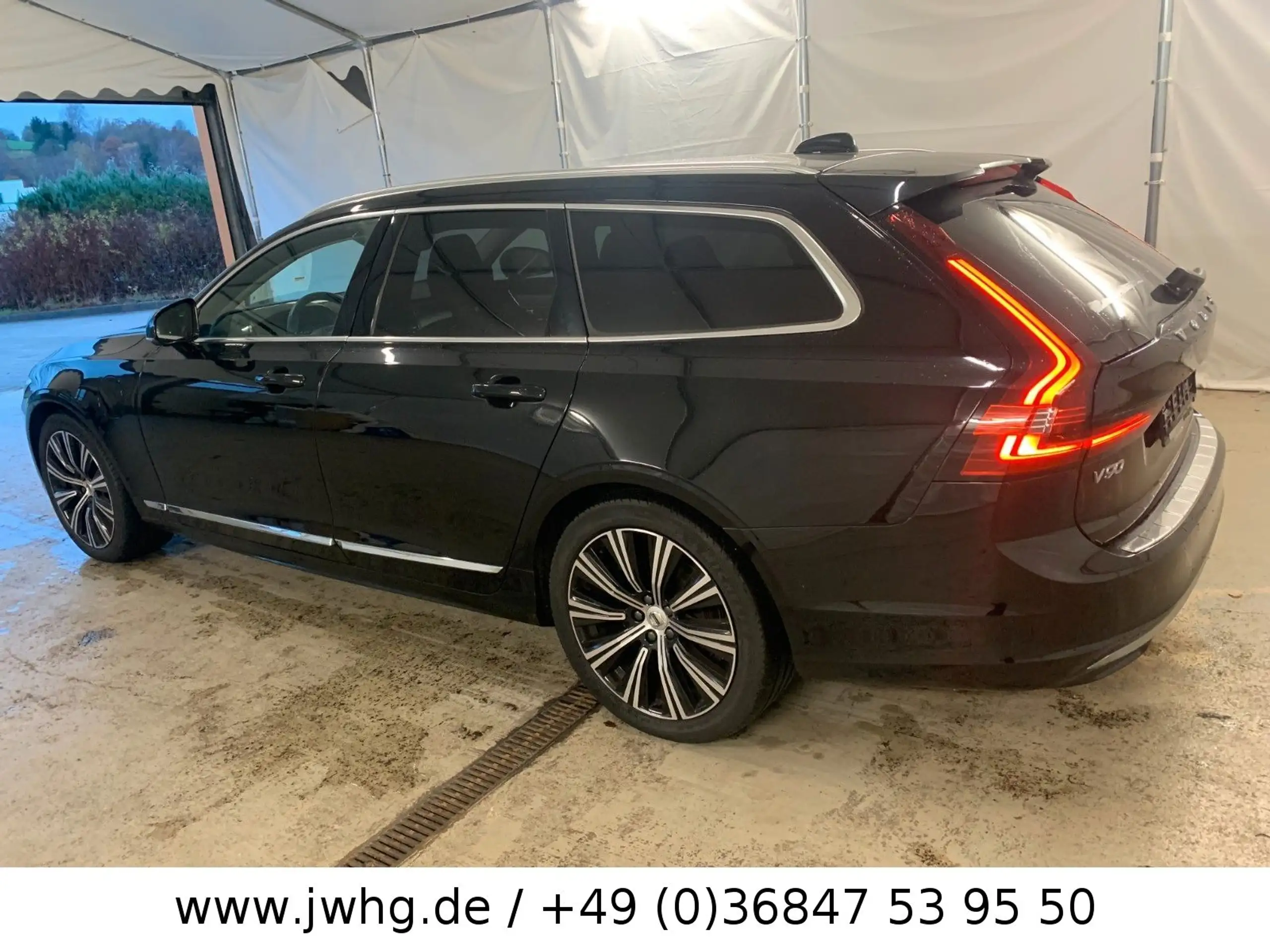 Volvo - V90