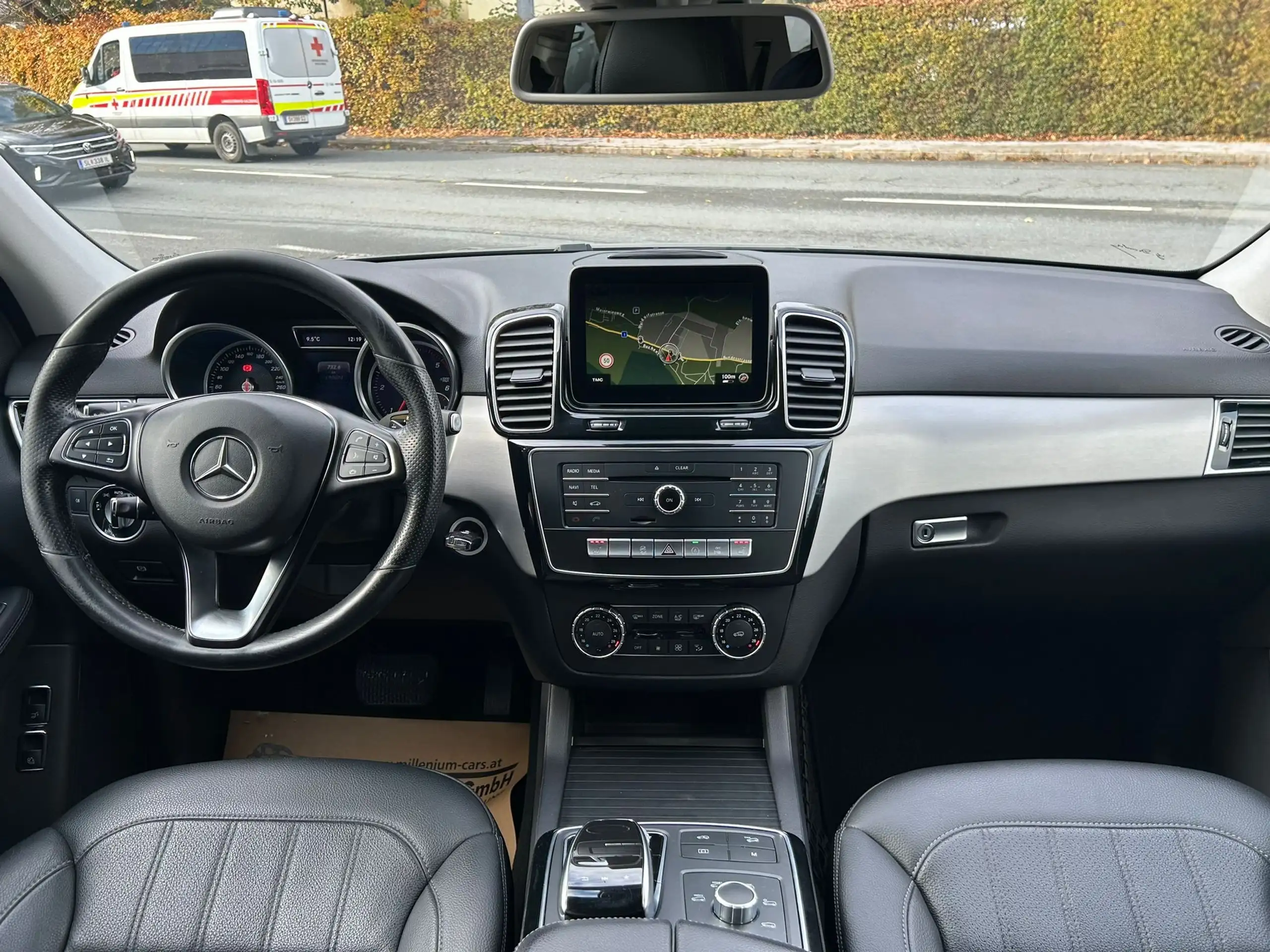 Mercedes-Benz - GLE 350