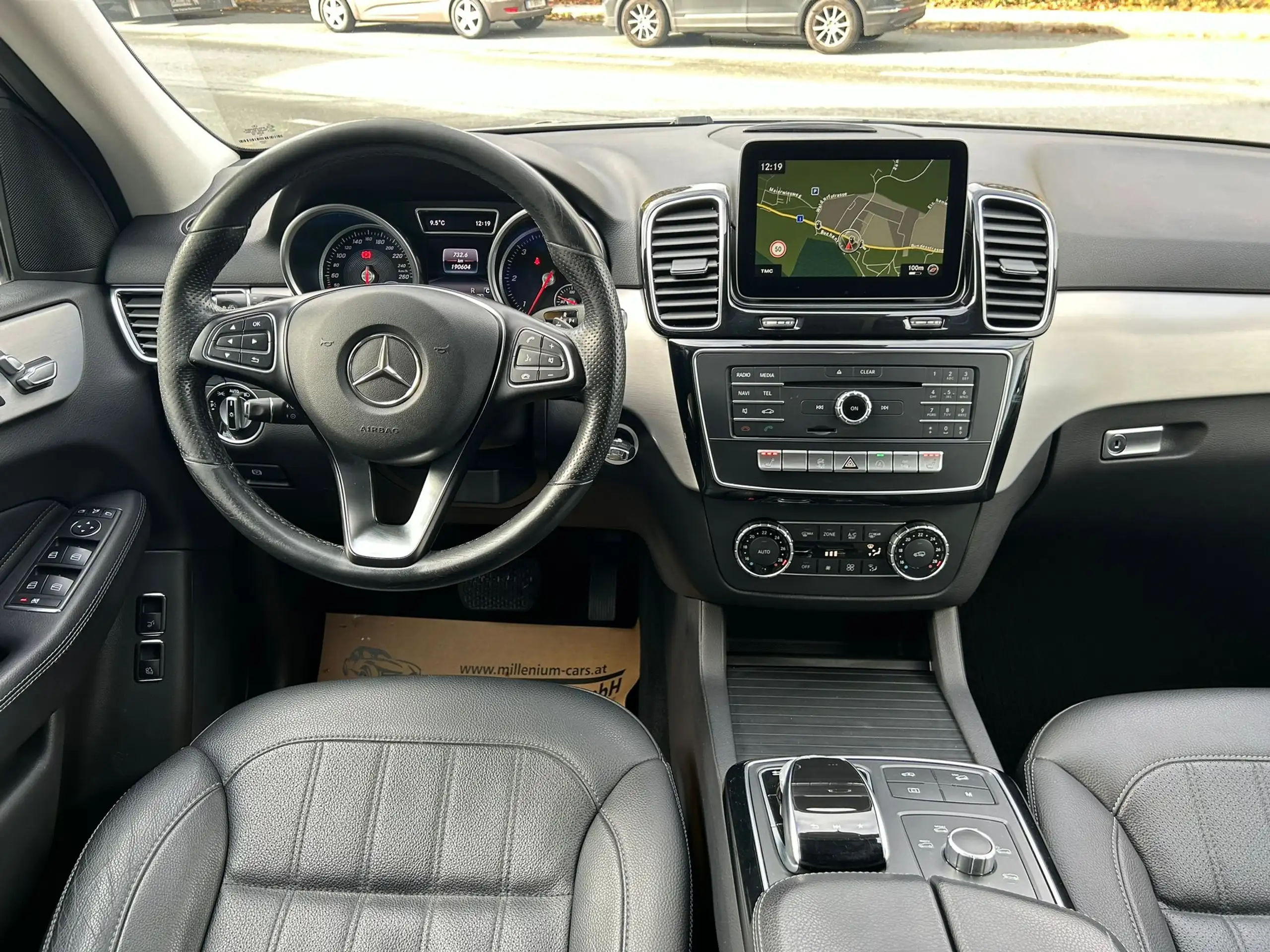 Mercedes-Benz - GLE 350