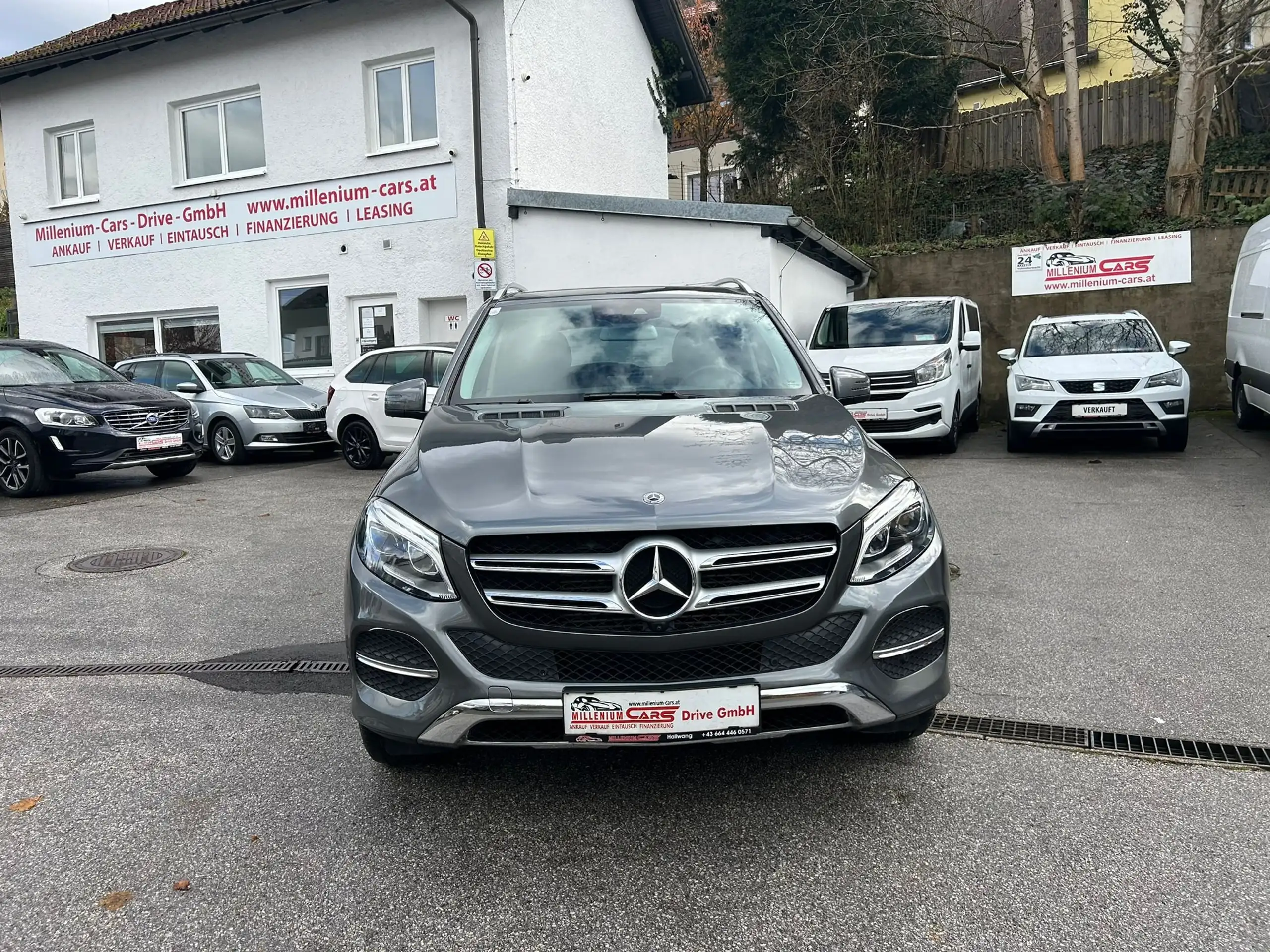 Mercedes-Benz - GLE 350