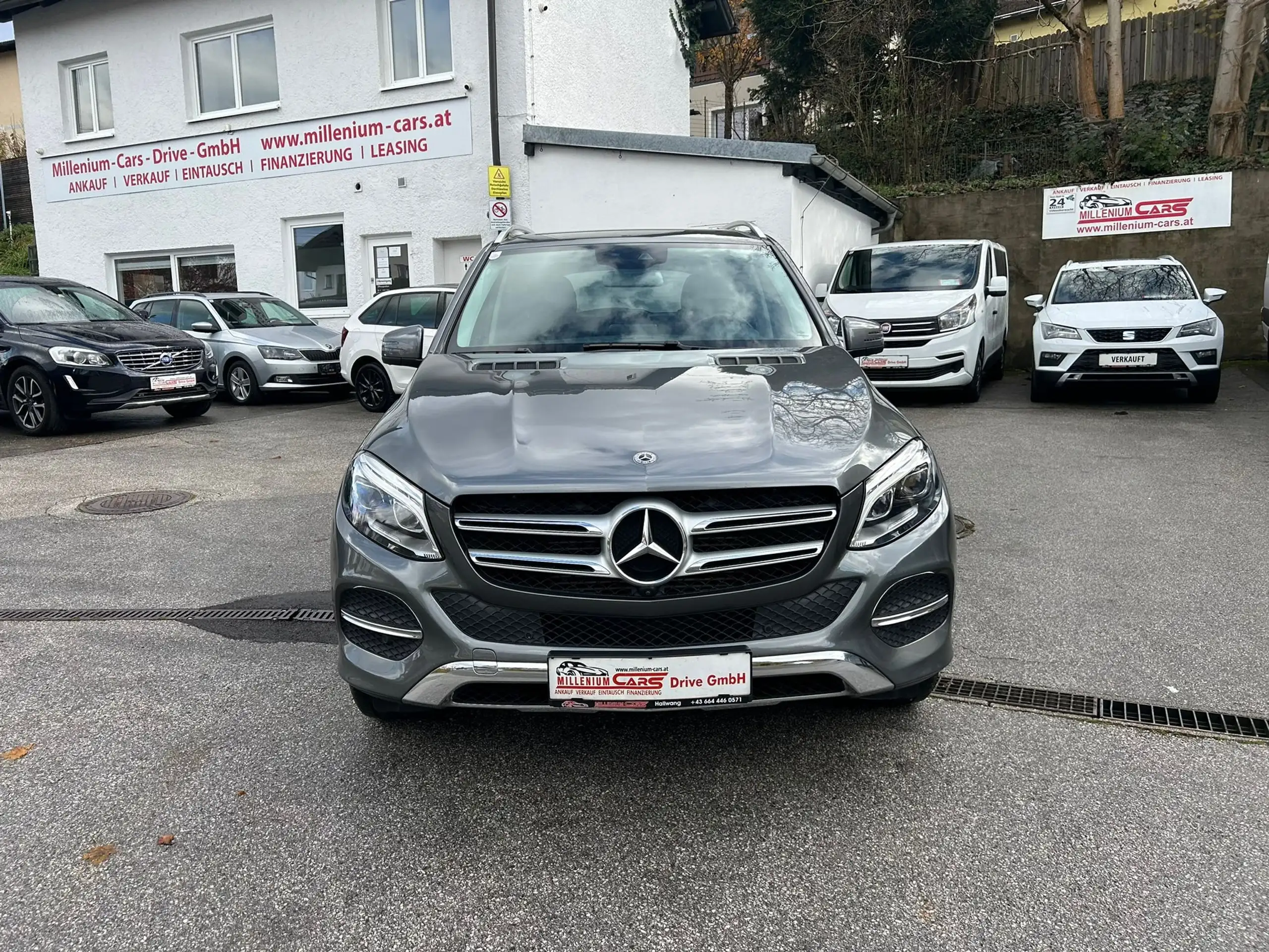 Mercedes-Benz - GLE 350