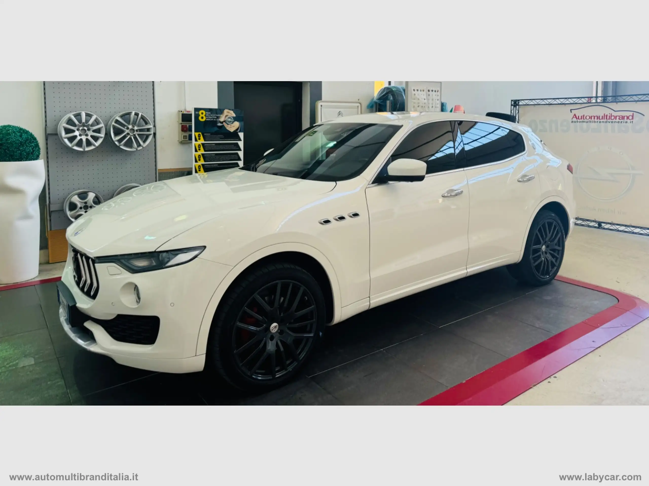 Maserati - Levante